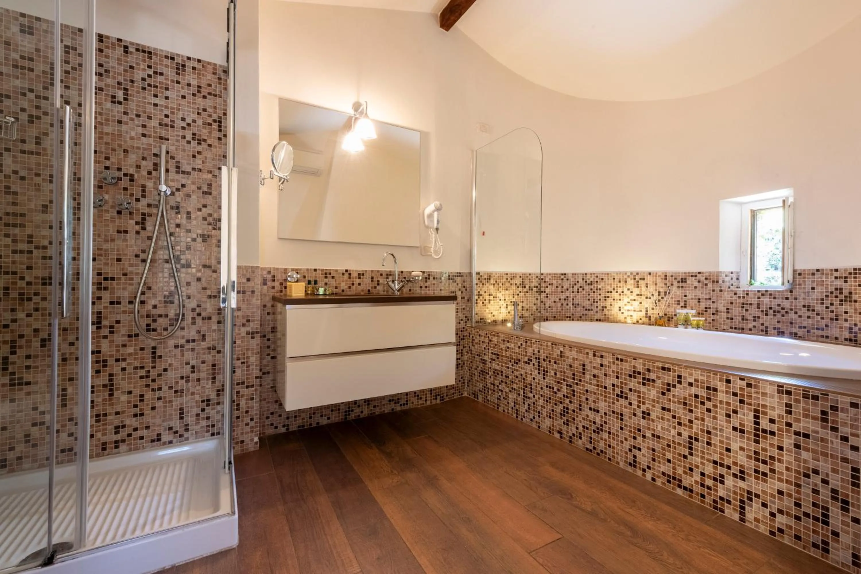 Shower in Boutique Hotel Torre Di Cala Piccola