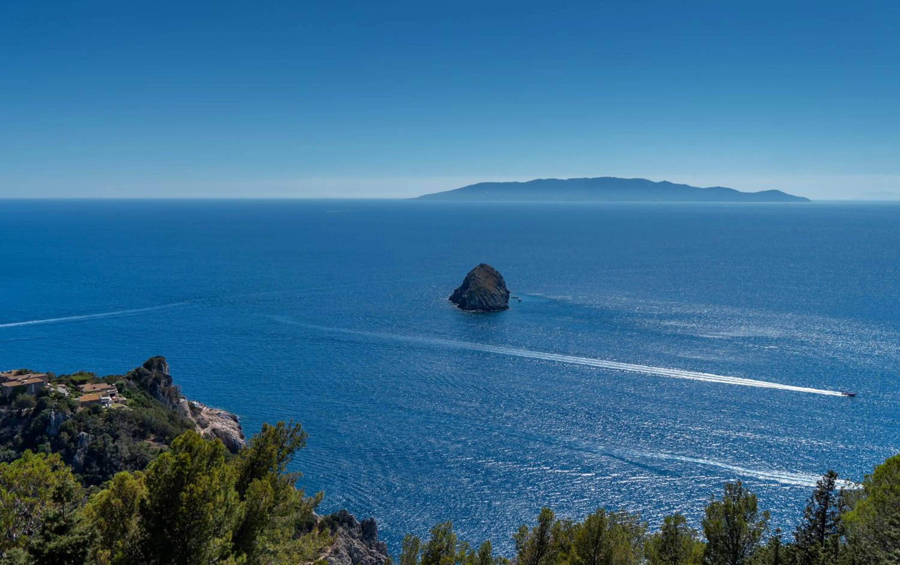 Natural landscape in Boutique Hotel Torre Di Cala Piccola
