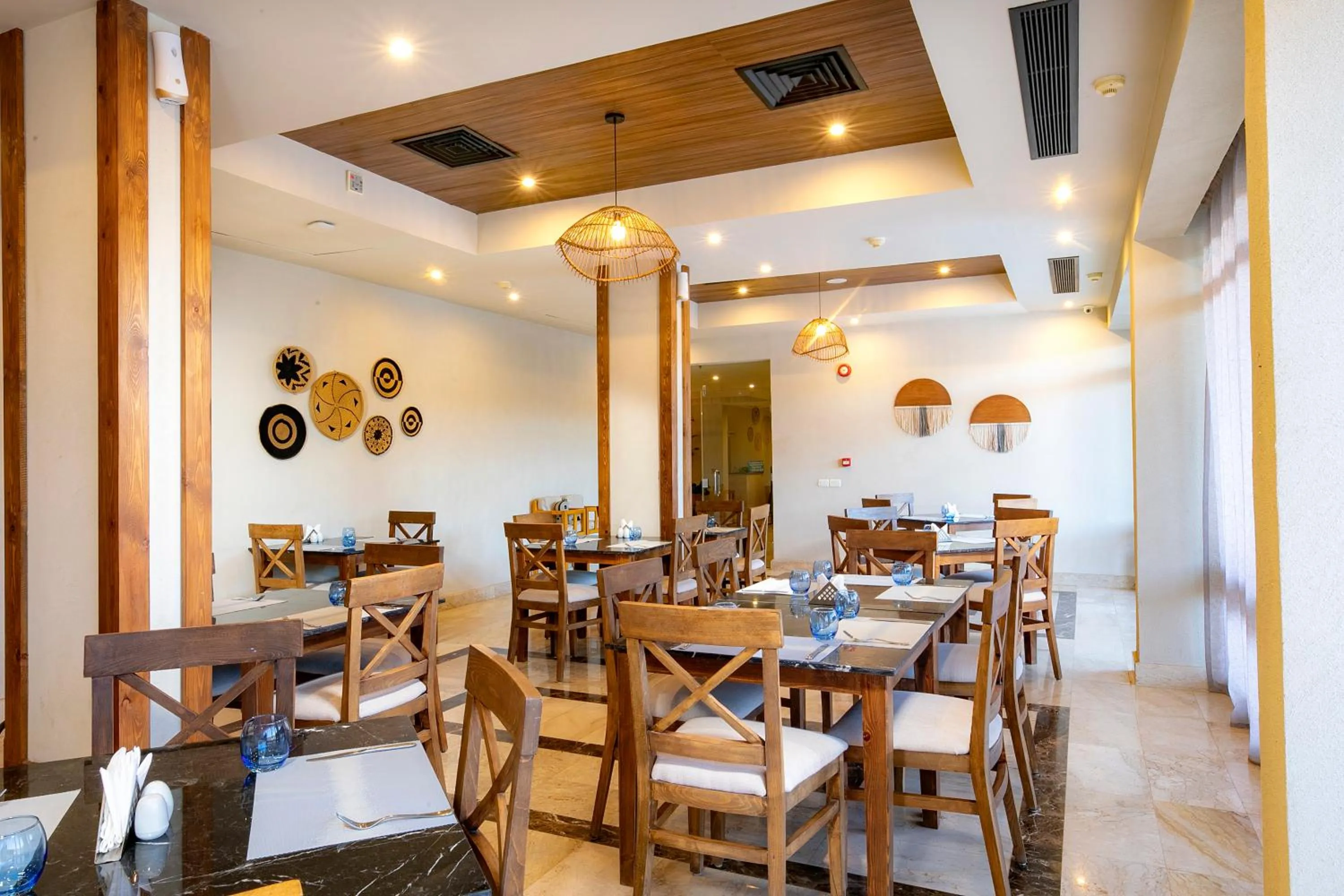 Restaurant/places to eat in AJIRA Bay Hotel Hurghada Marina
