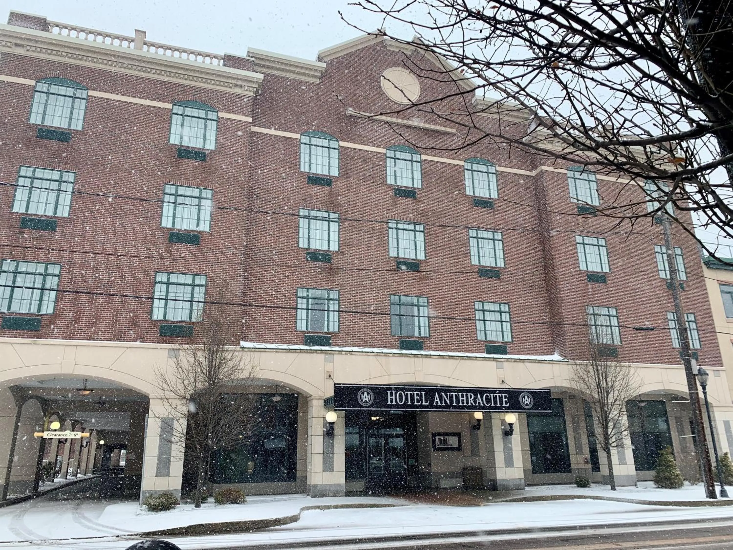 Property building in Hotel Anthracite