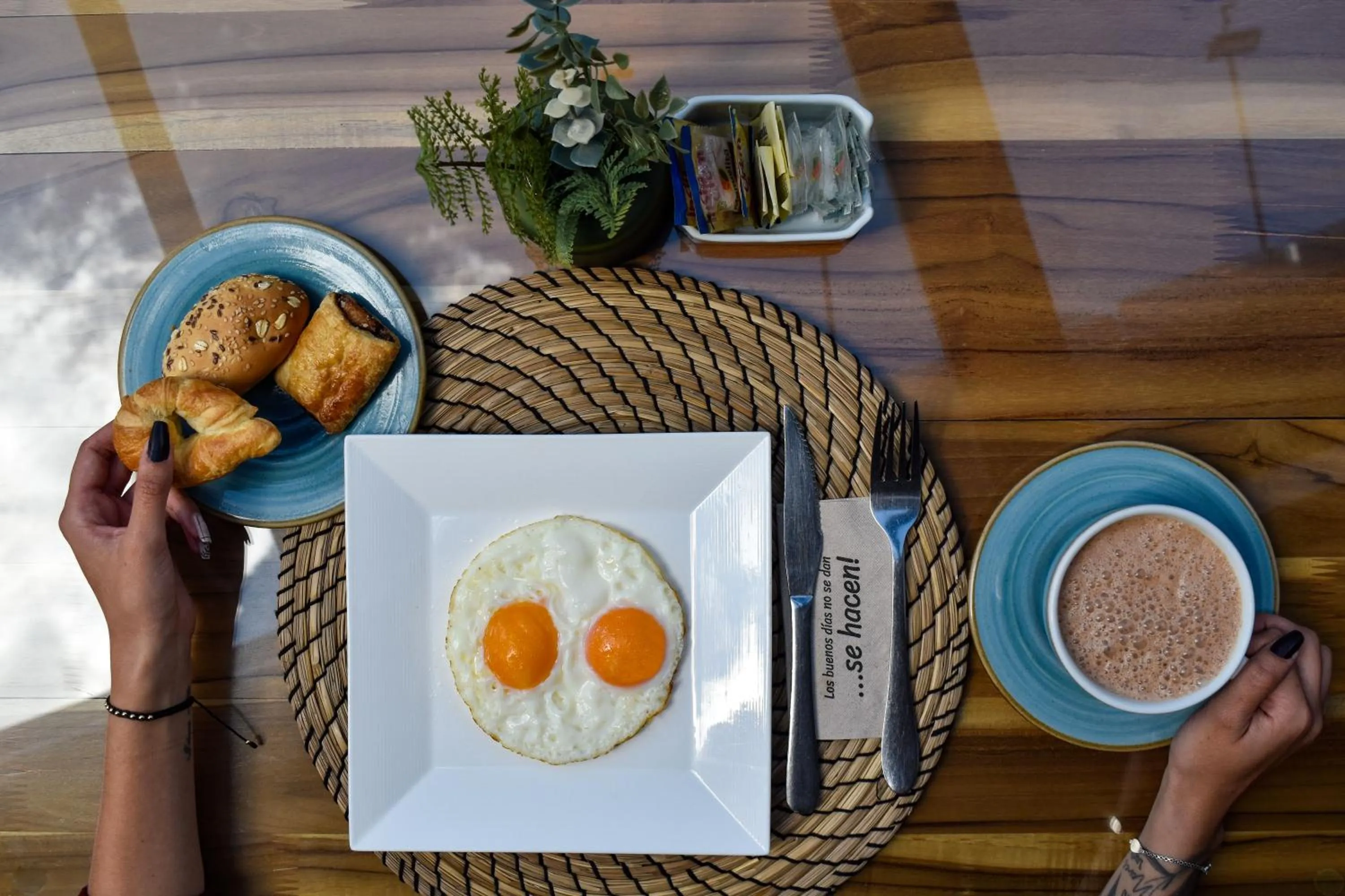 Breakfast in Hotel DC Feria