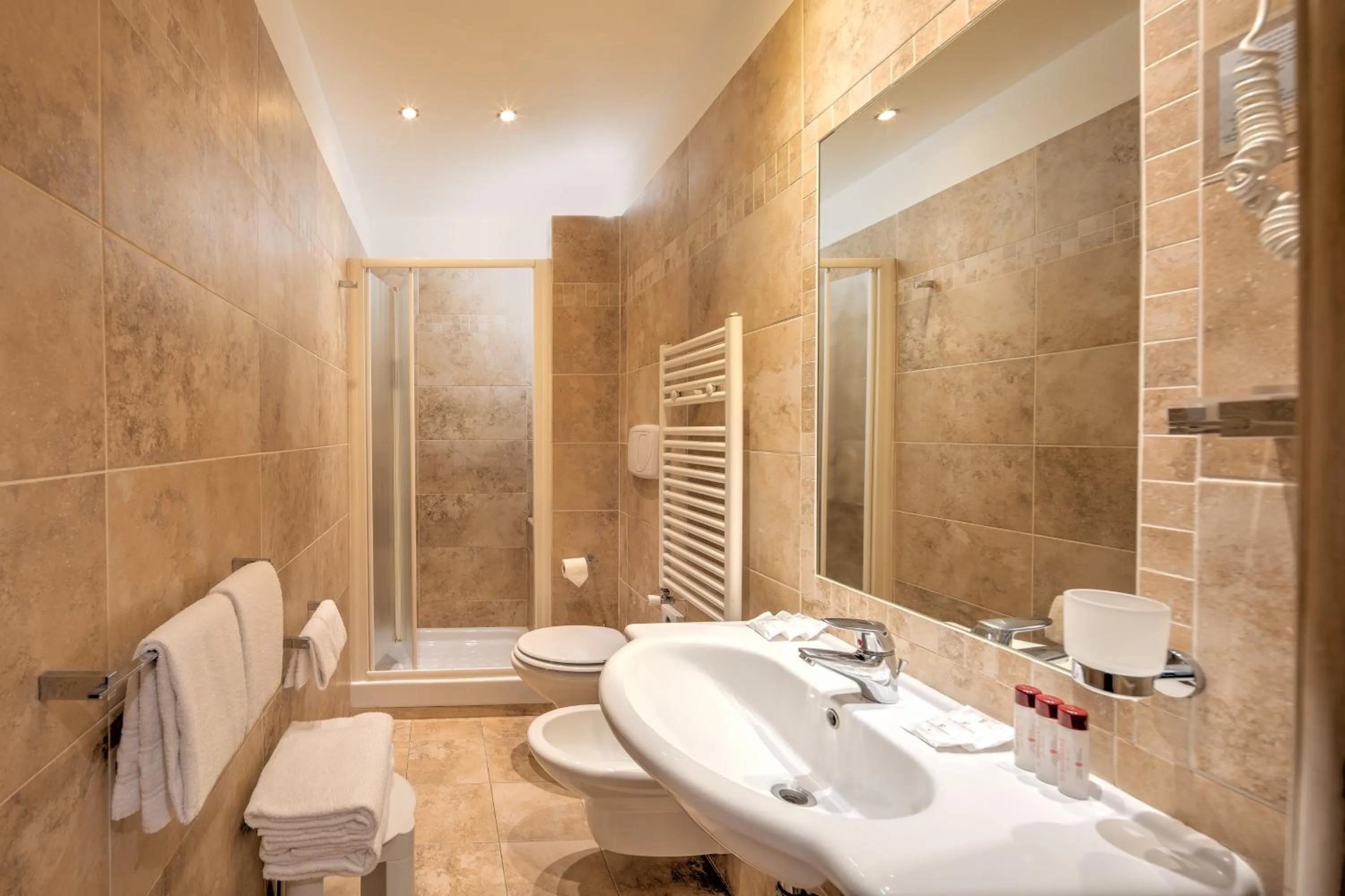 Shower in Hotel Villa Betania