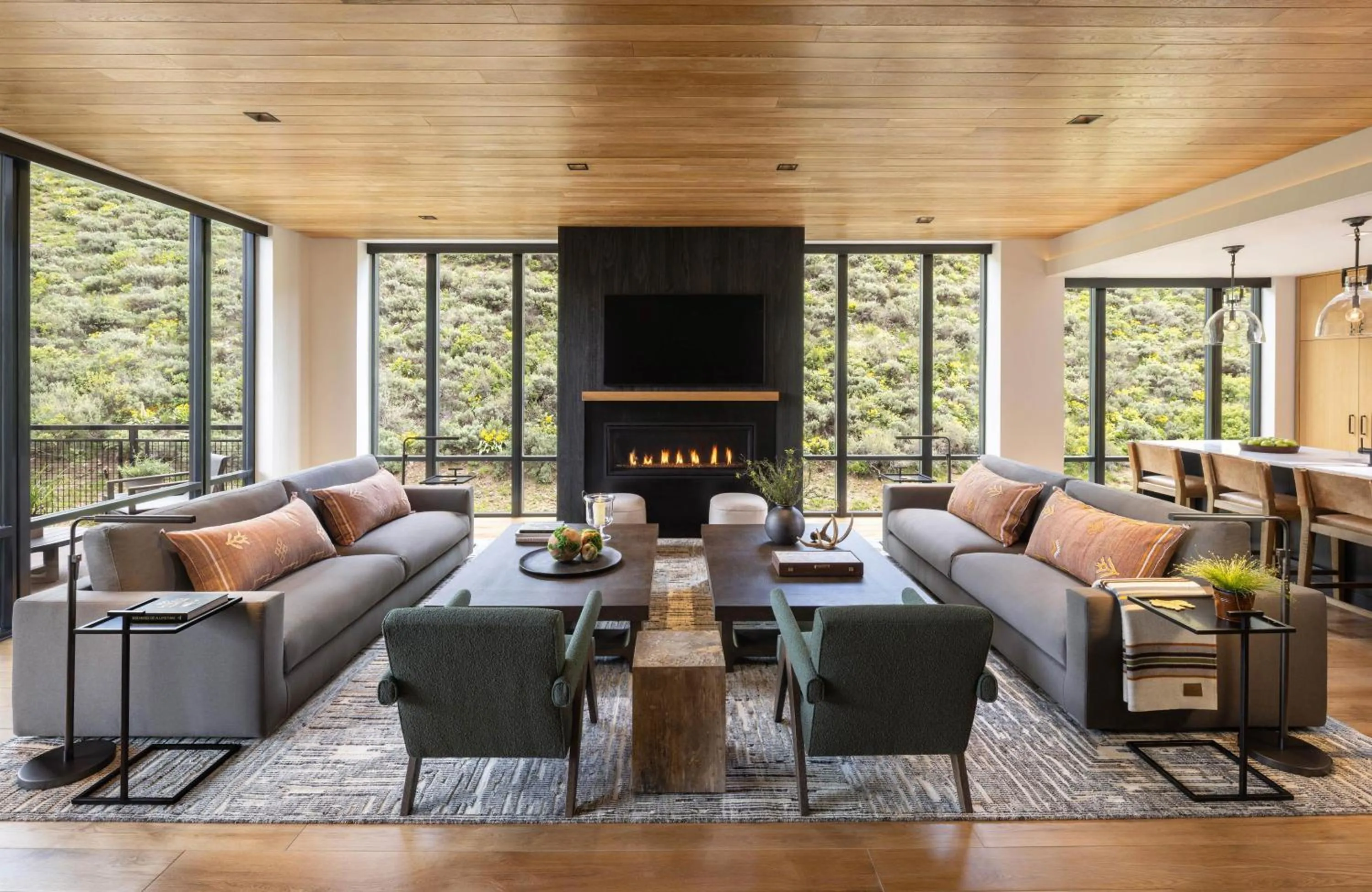 Living room in The Sylvan Lodge at Snake River Sporting Club