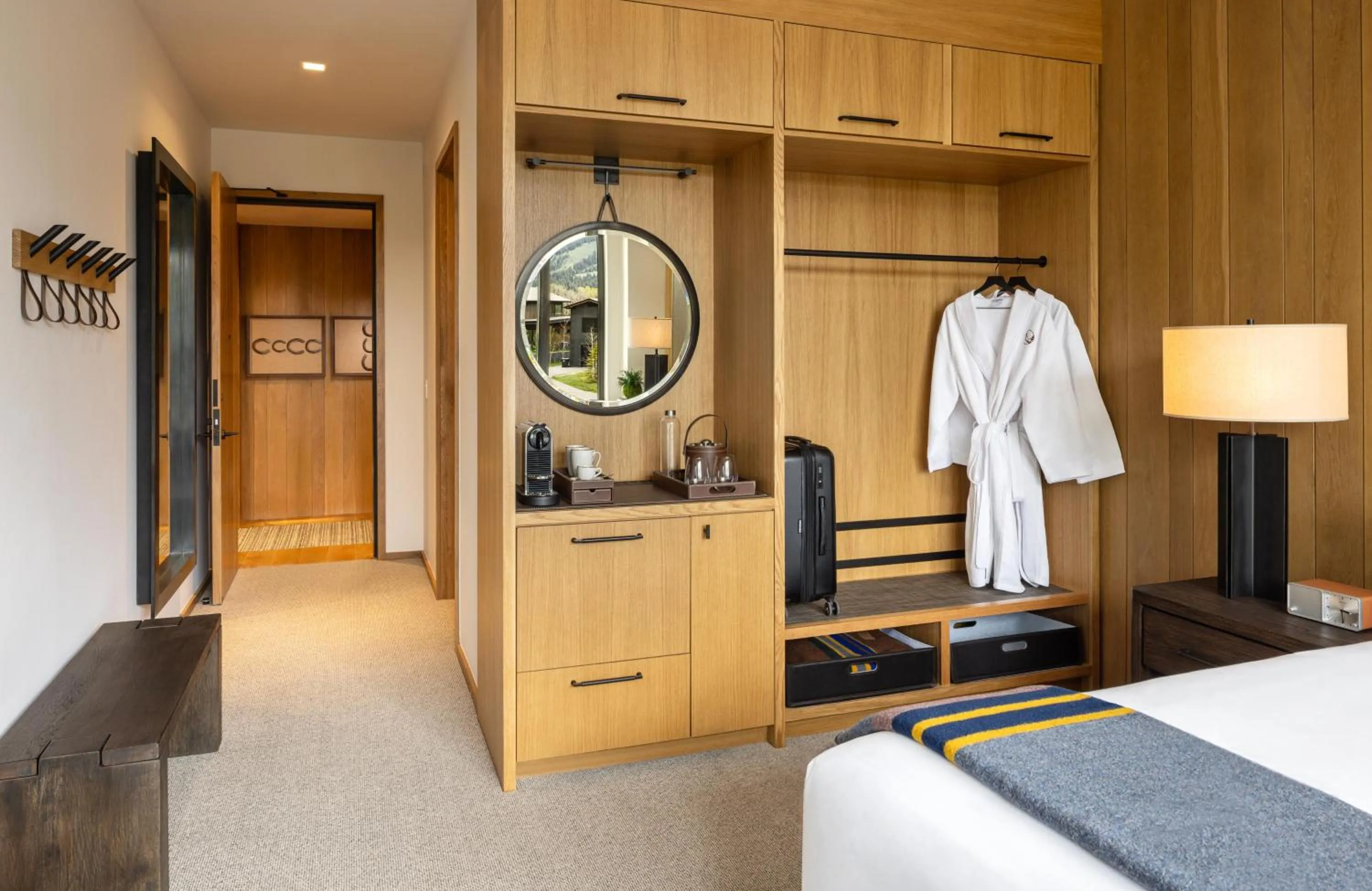 Bedroom, Bed in The Sylvan Lodge at Snake River Sporting Club