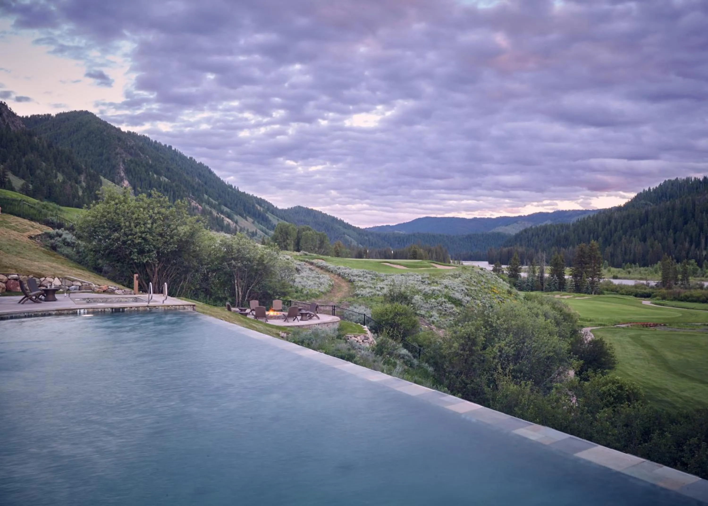 Natural landscape in The Sylvan Lodge at Snake River Sporting Club