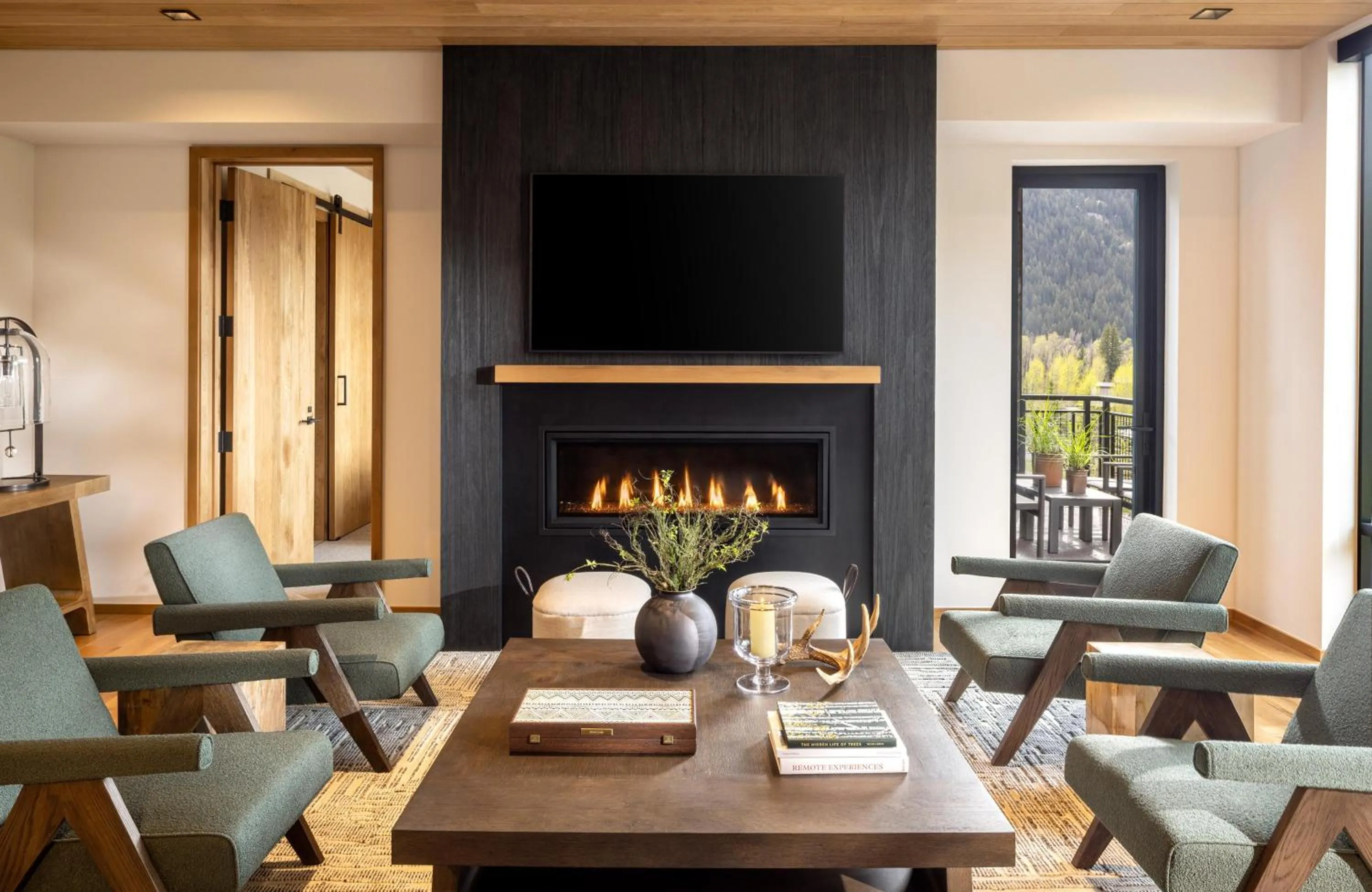 Living room in The Sylvan Lodge at Snake River Sporting Club