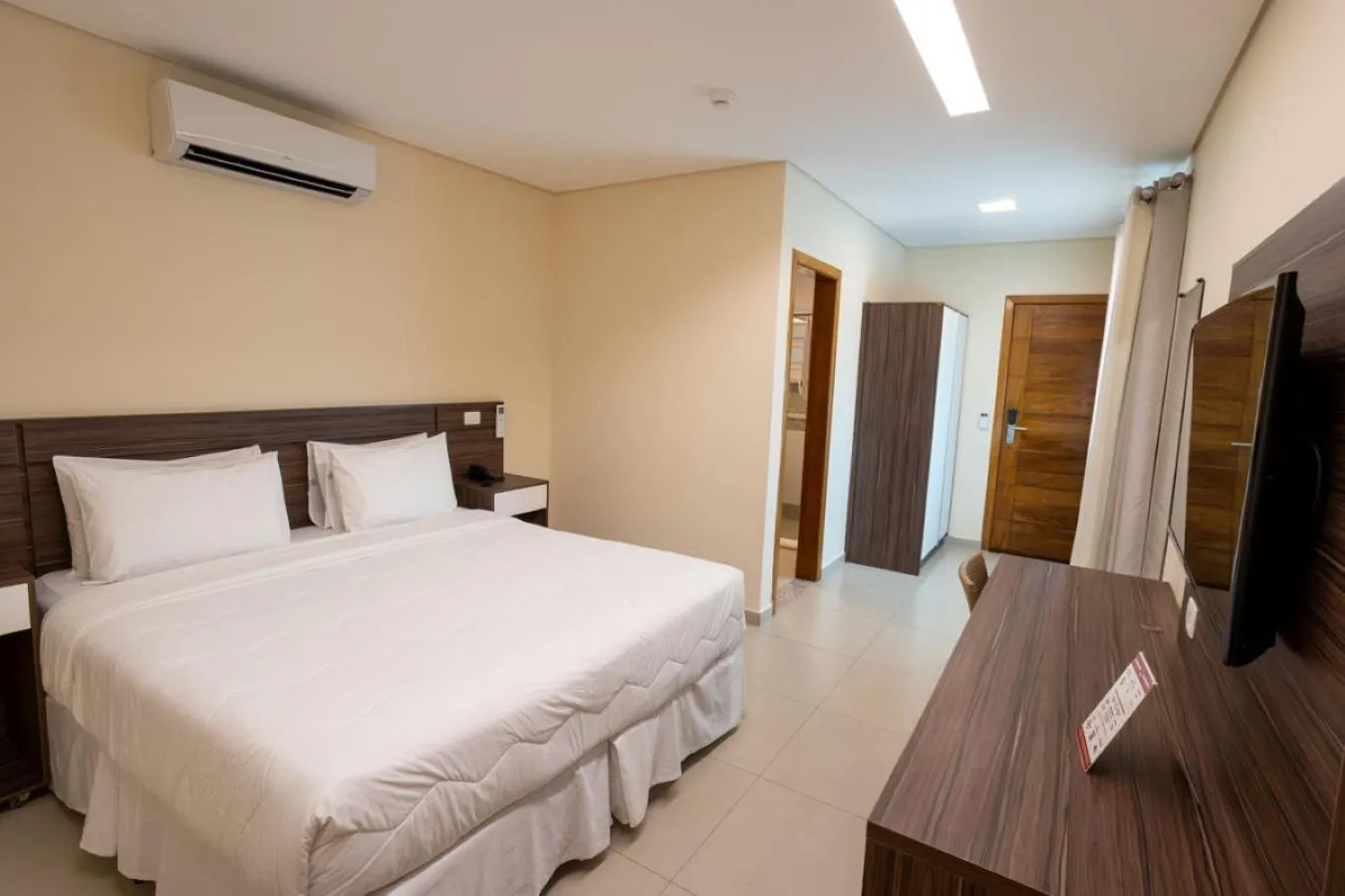 Bedroom, Bed in Amora Hotel Maresias