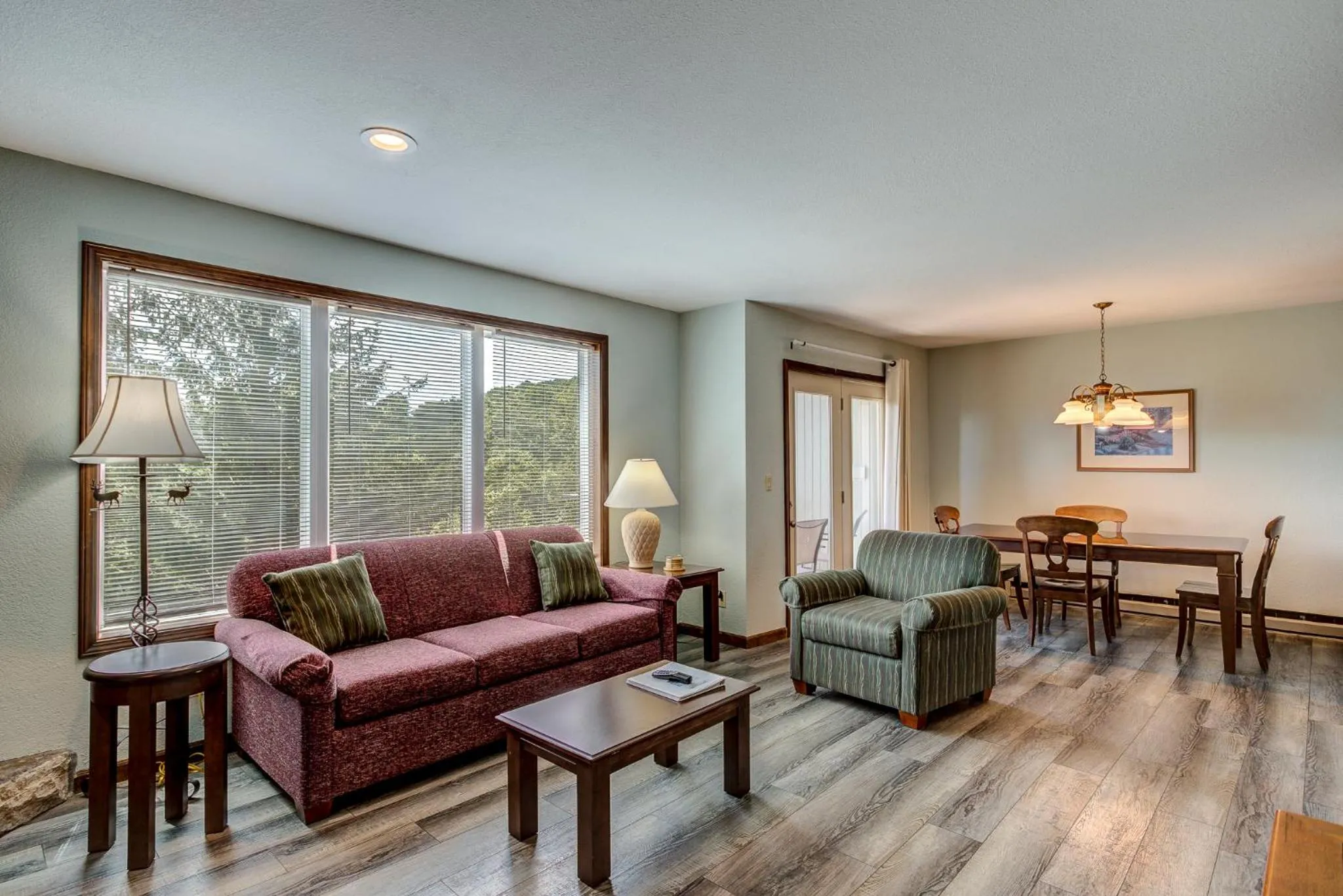 Living room in The Highlands at Sugar