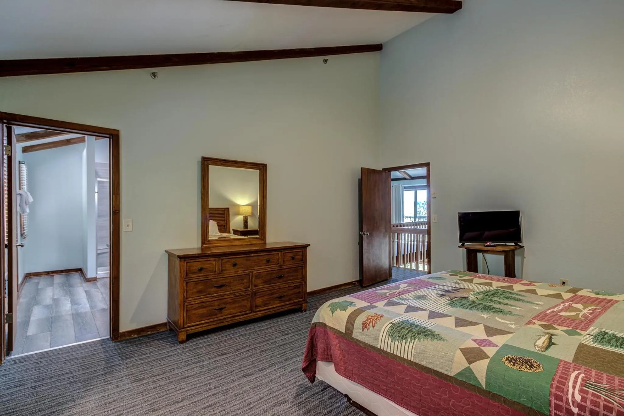 Bed in The Highlands at Sugar