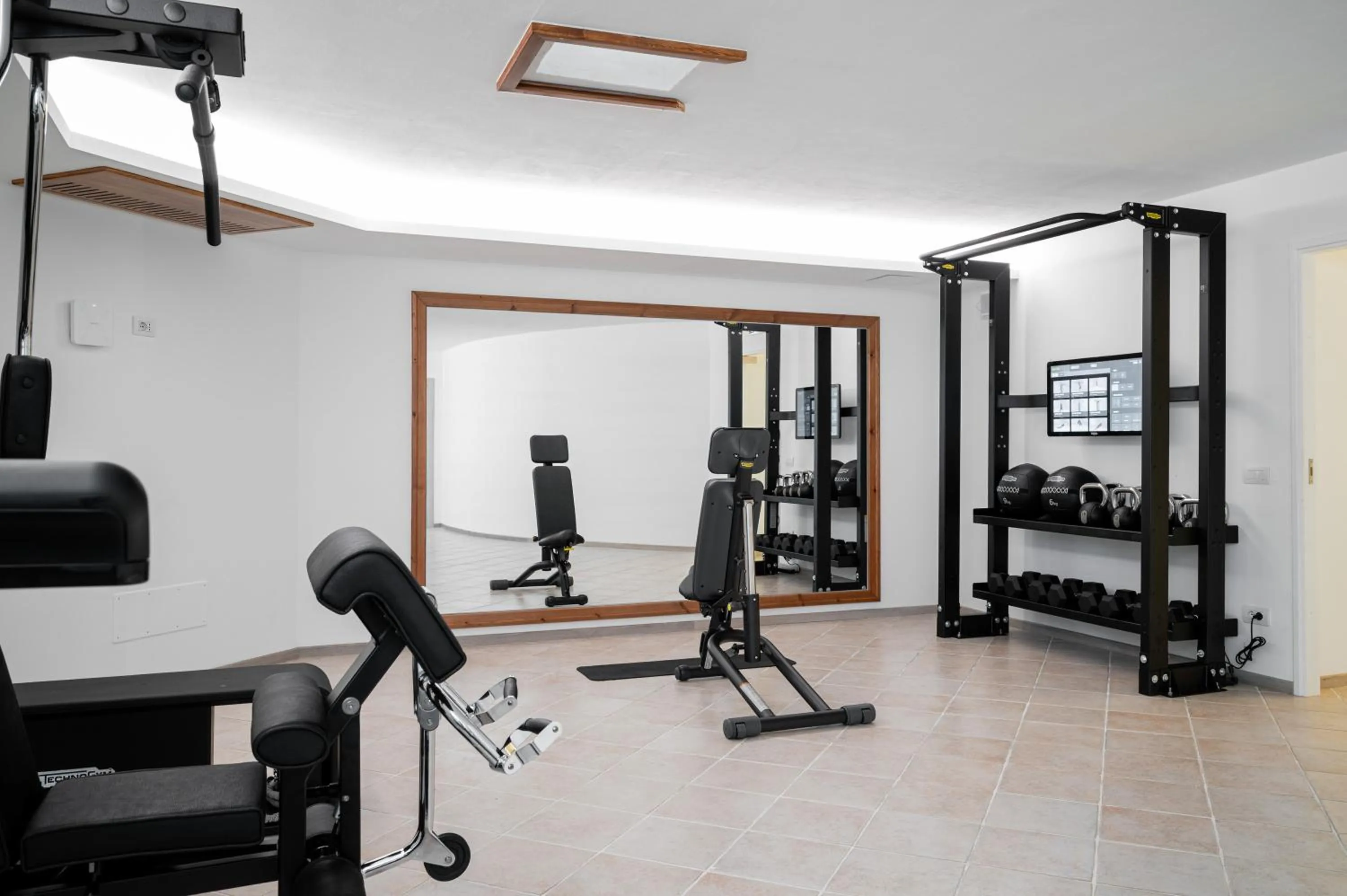 Fitness centre/facilities in Hotel Monti Di Mola