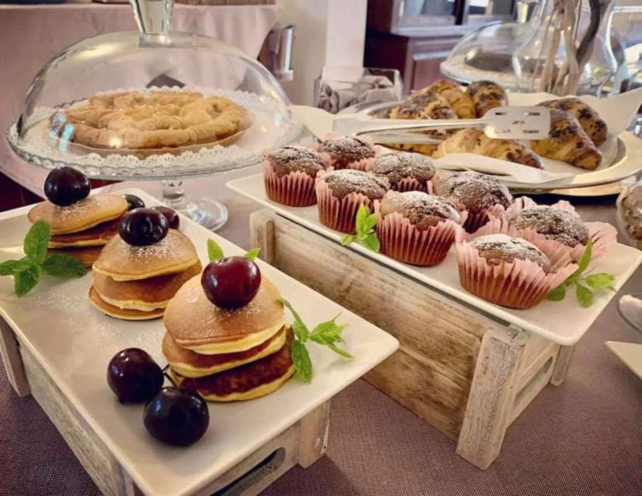 Breakfast in Hotel Monti Di Mola