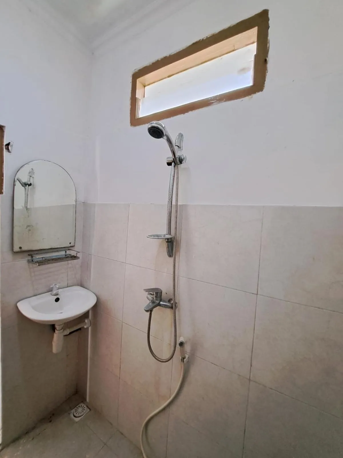 Bathroom in Surfers Beachfront Lombok