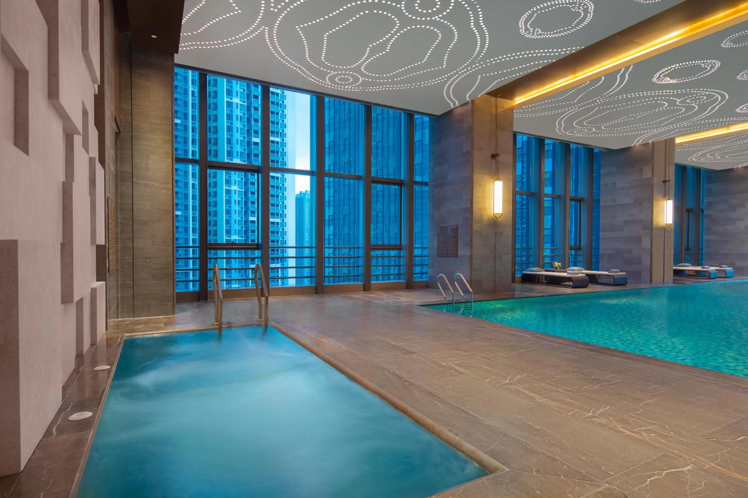 Swimming pool in Ascott M-City Foshan
