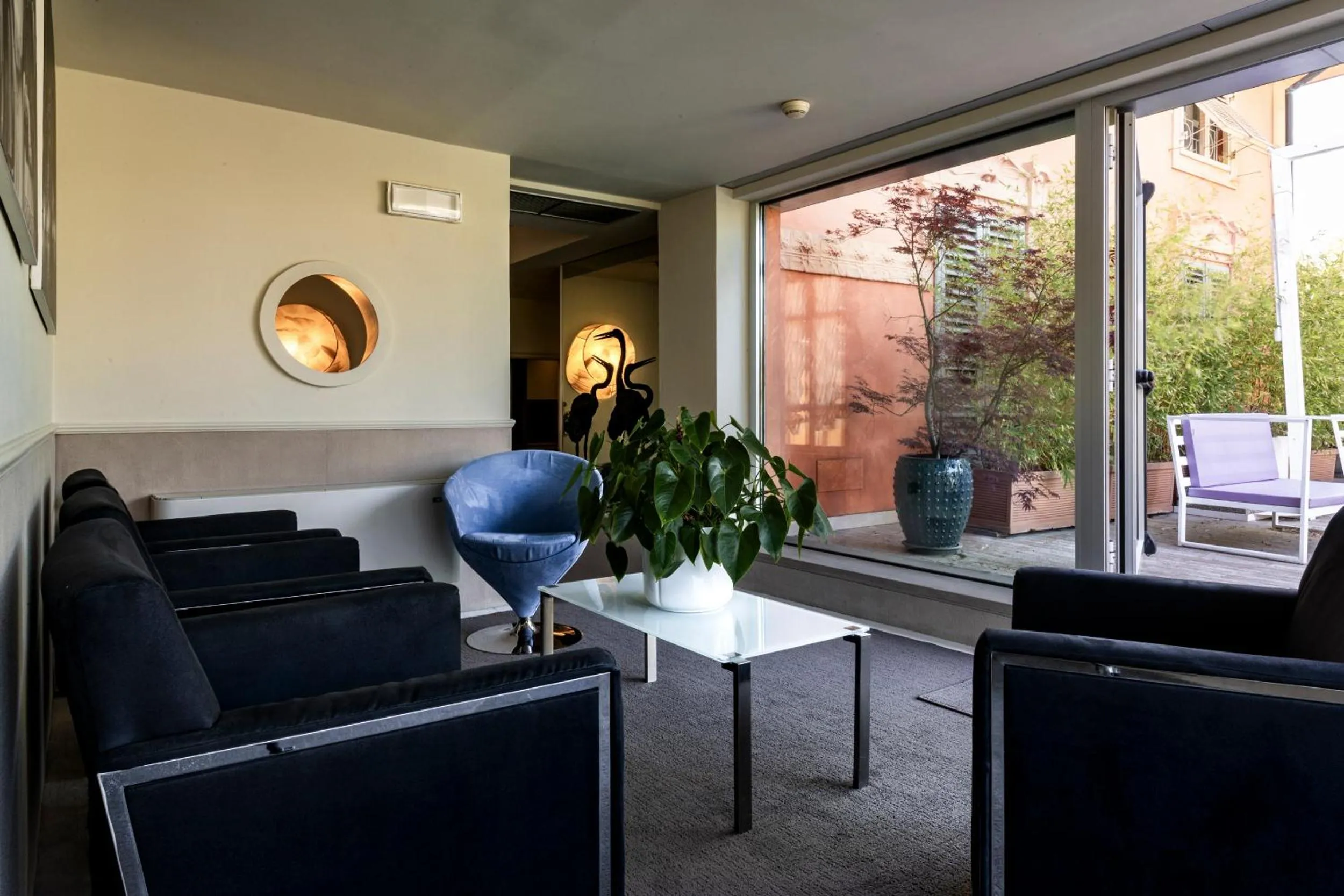 Communal lounge/ TV room in Albergo Celide