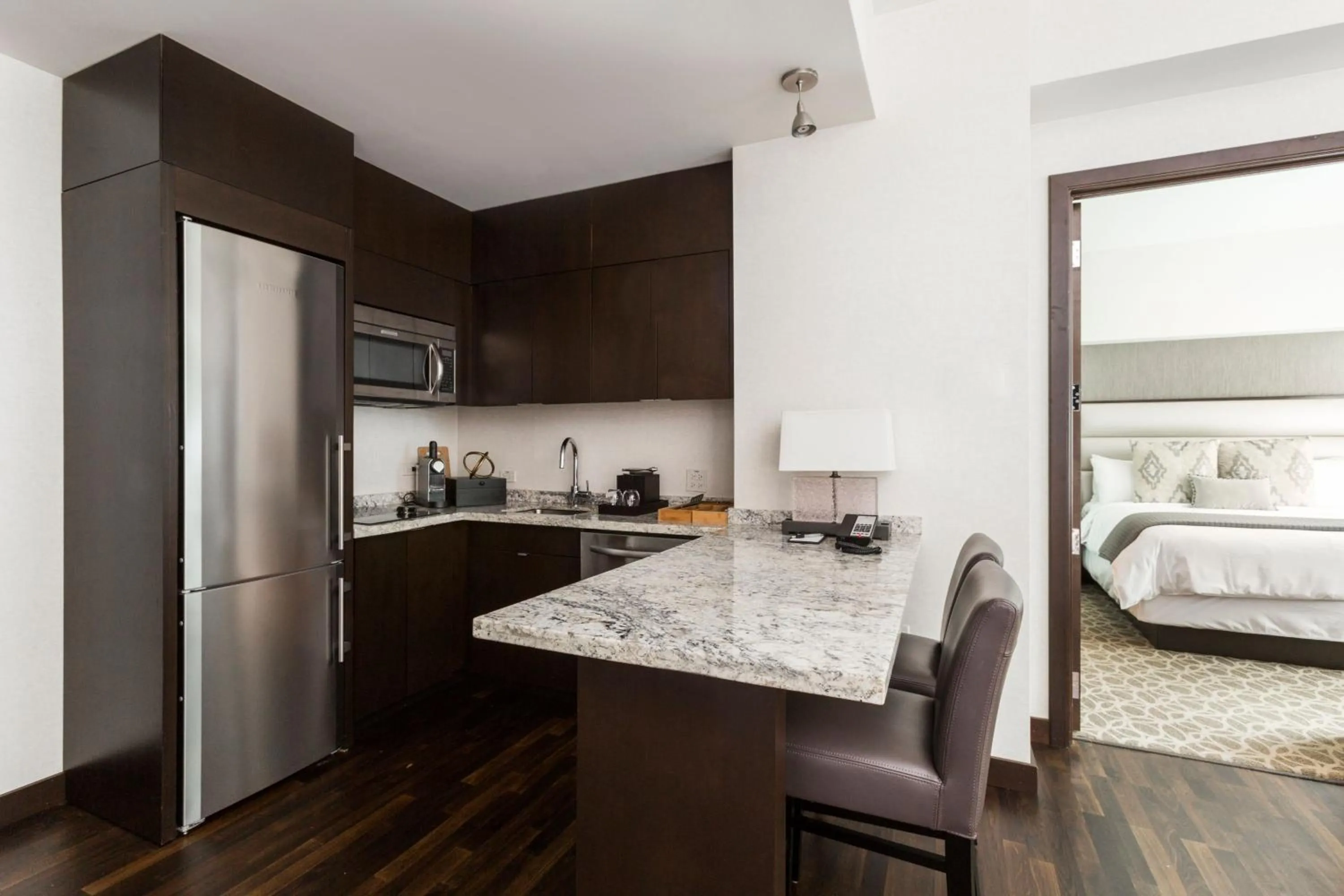Photo of the whole room, Bed in JW Marriott Houston Downtown