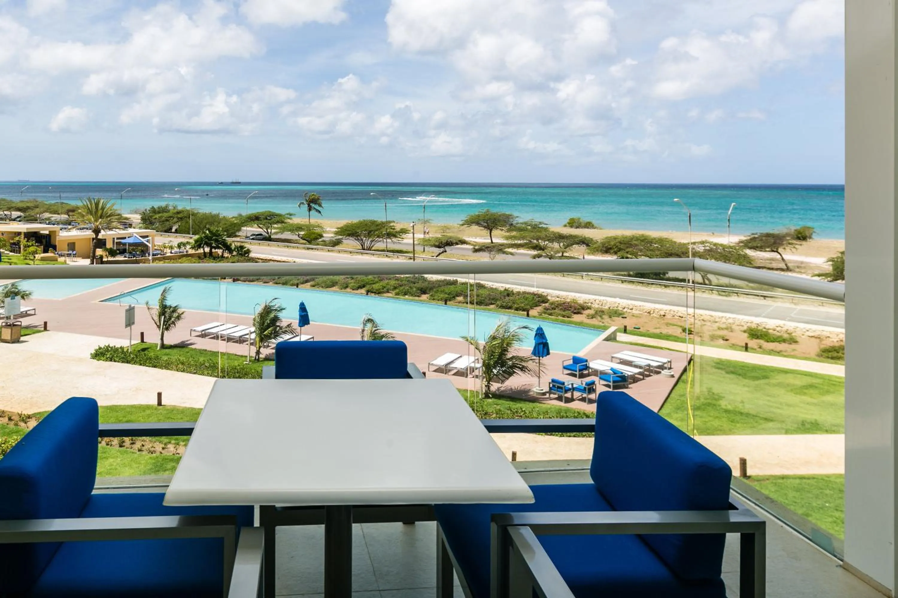Balcony/Terrace in Blue Residences
