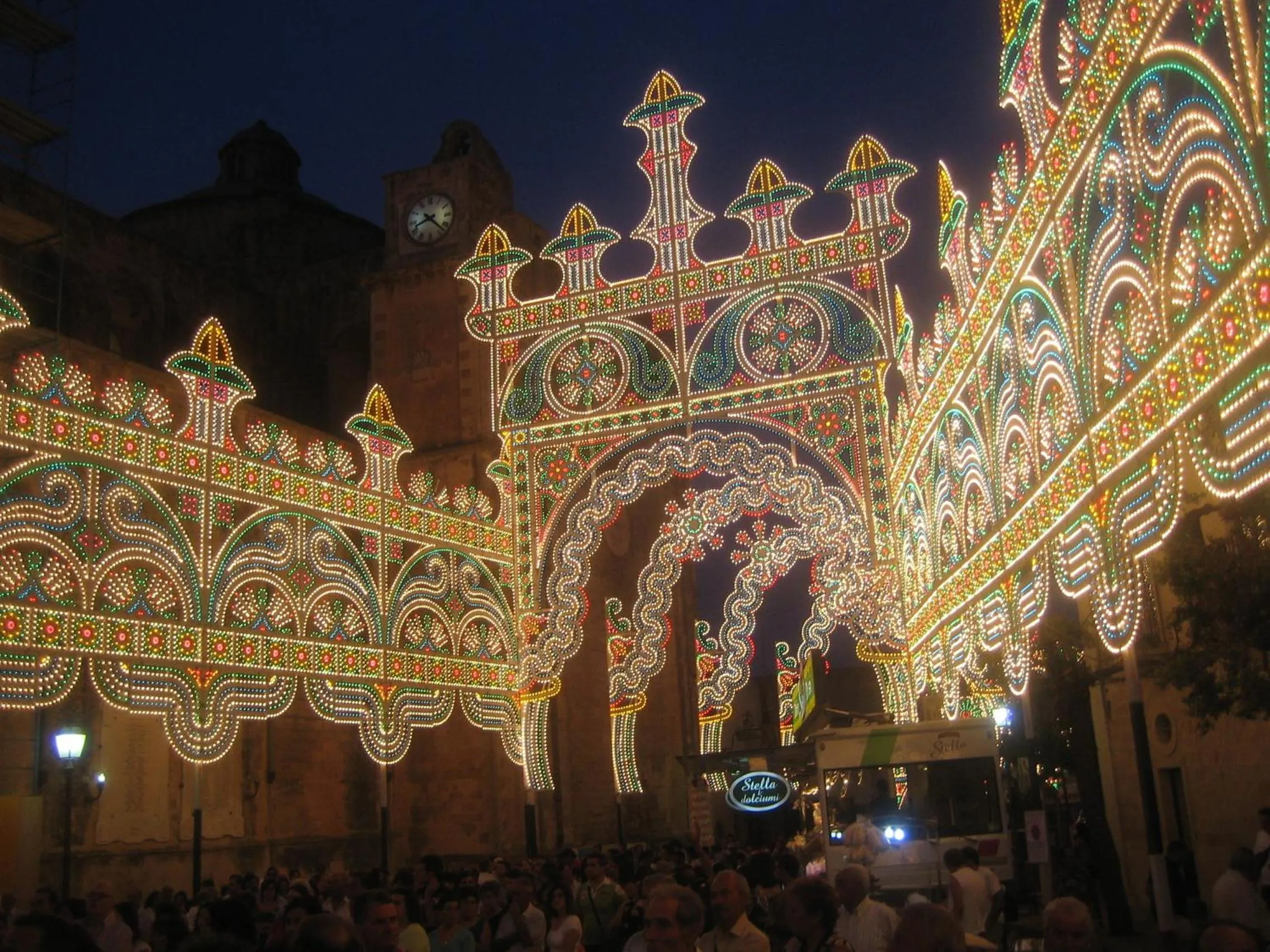 Nearby landmark in Aia Grande