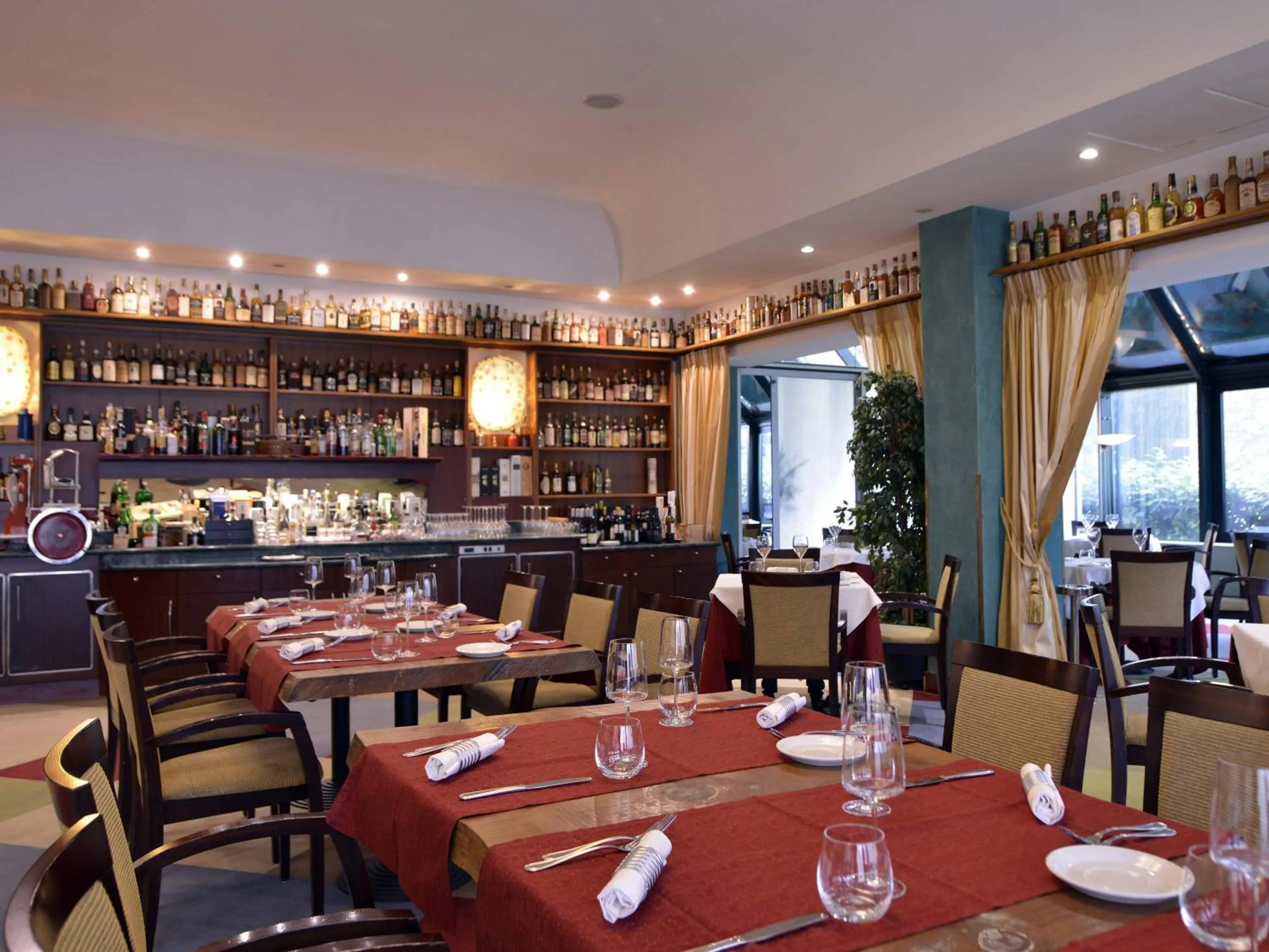 Restaurant/places to eat in Mercure Reggio Emilia Centro Astoria