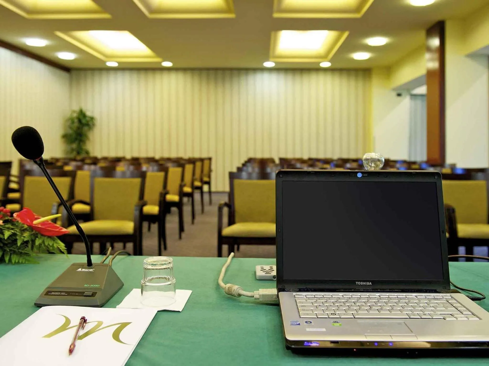 Meeting/conference room in Mercure Reggio Emilia Centro Astoria