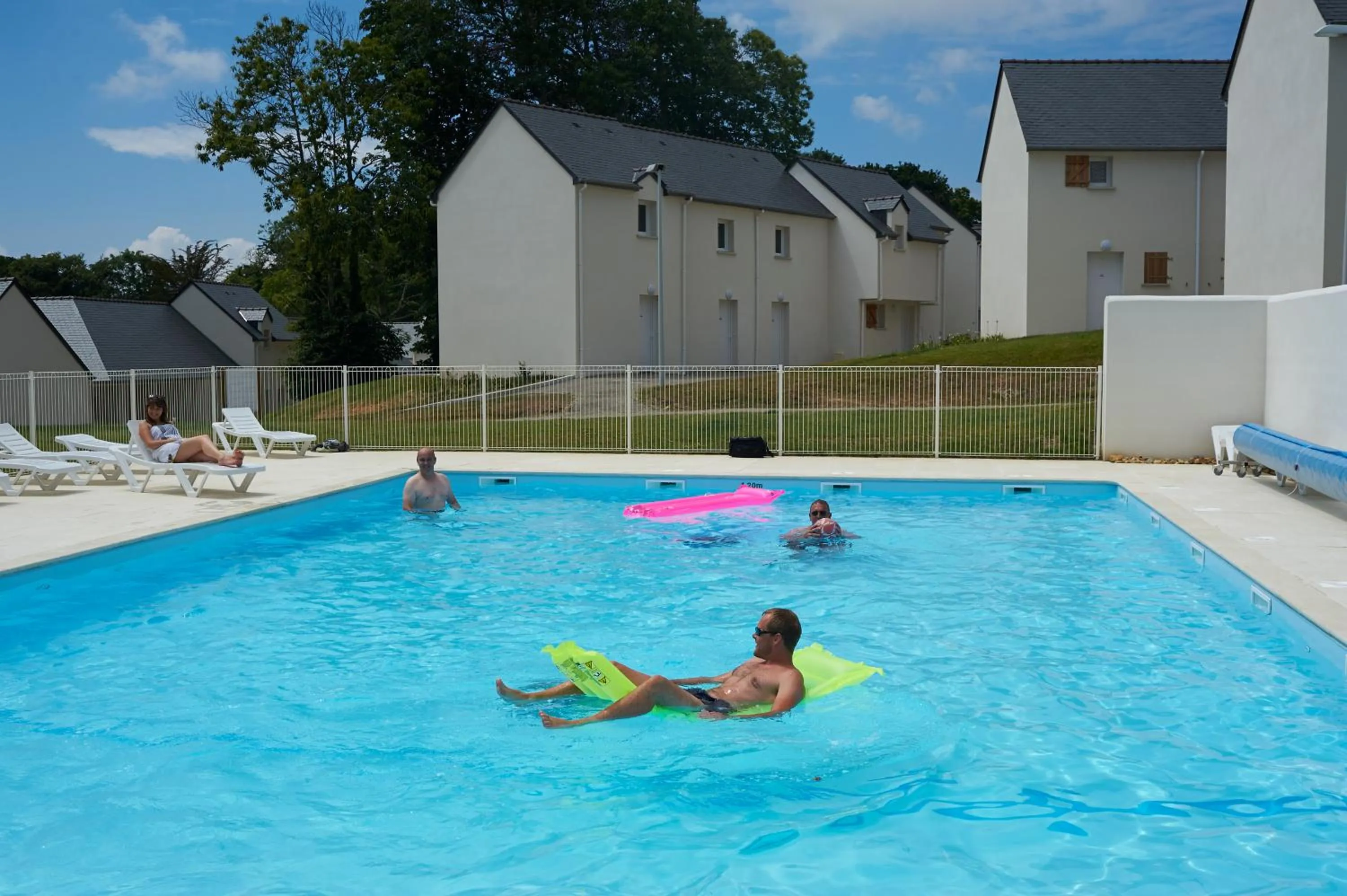 Swimming pool in Terres de France Le Domaine de la Baie