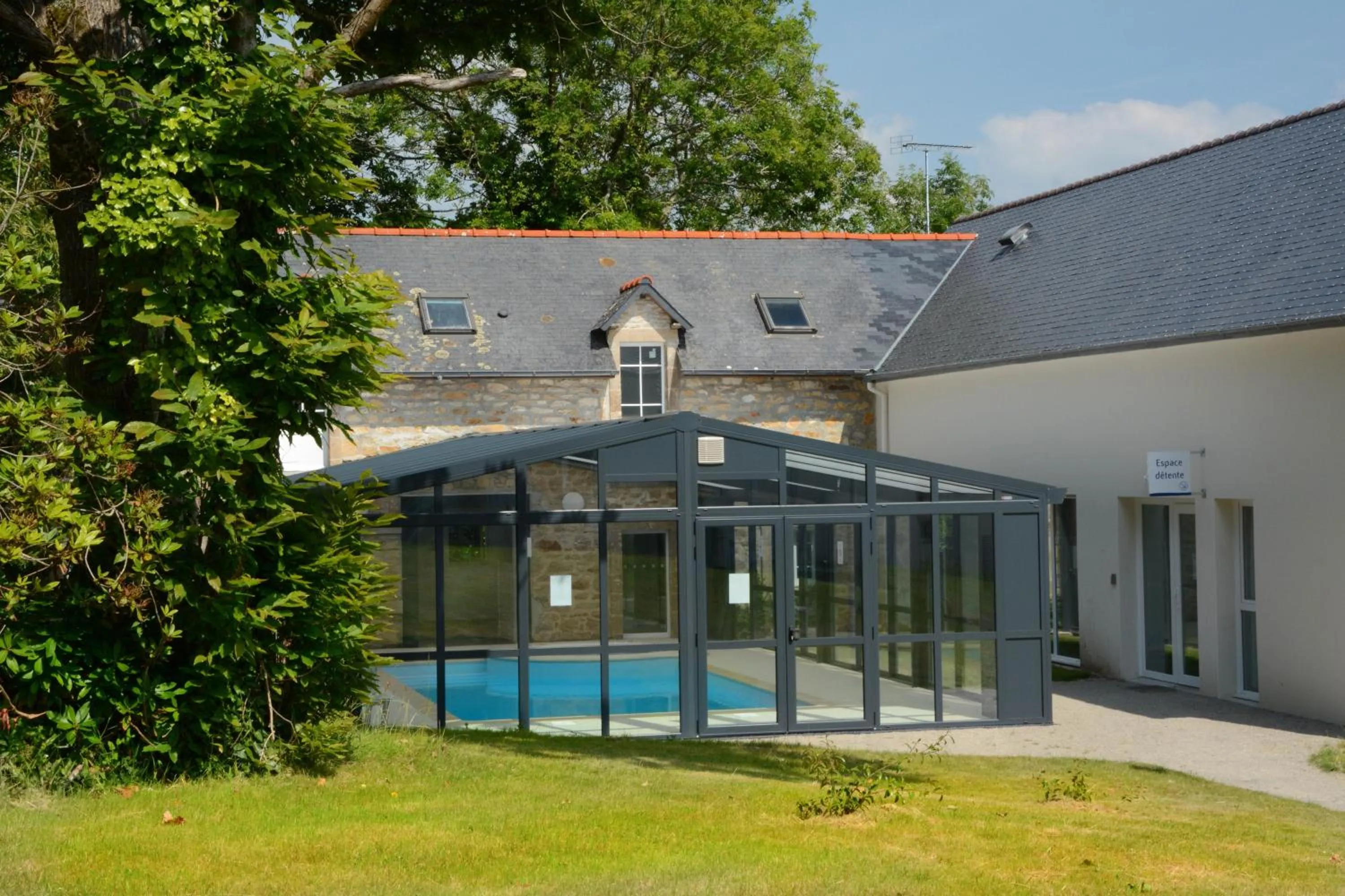 Property building in Terres de France Le Domaine de la Baie