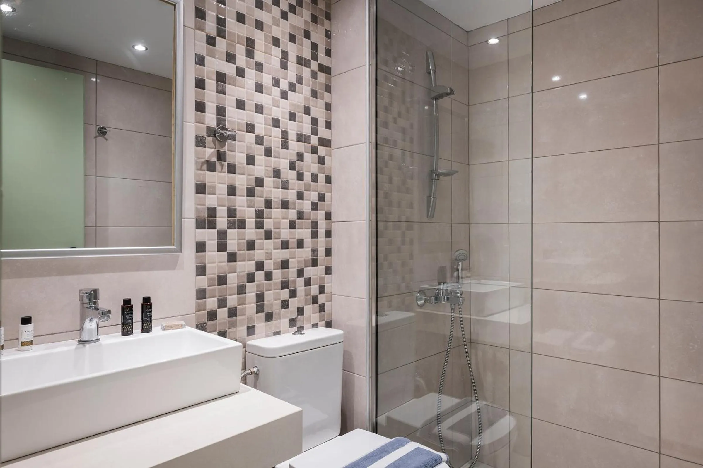 Bathroom in Summer Beach Hotel