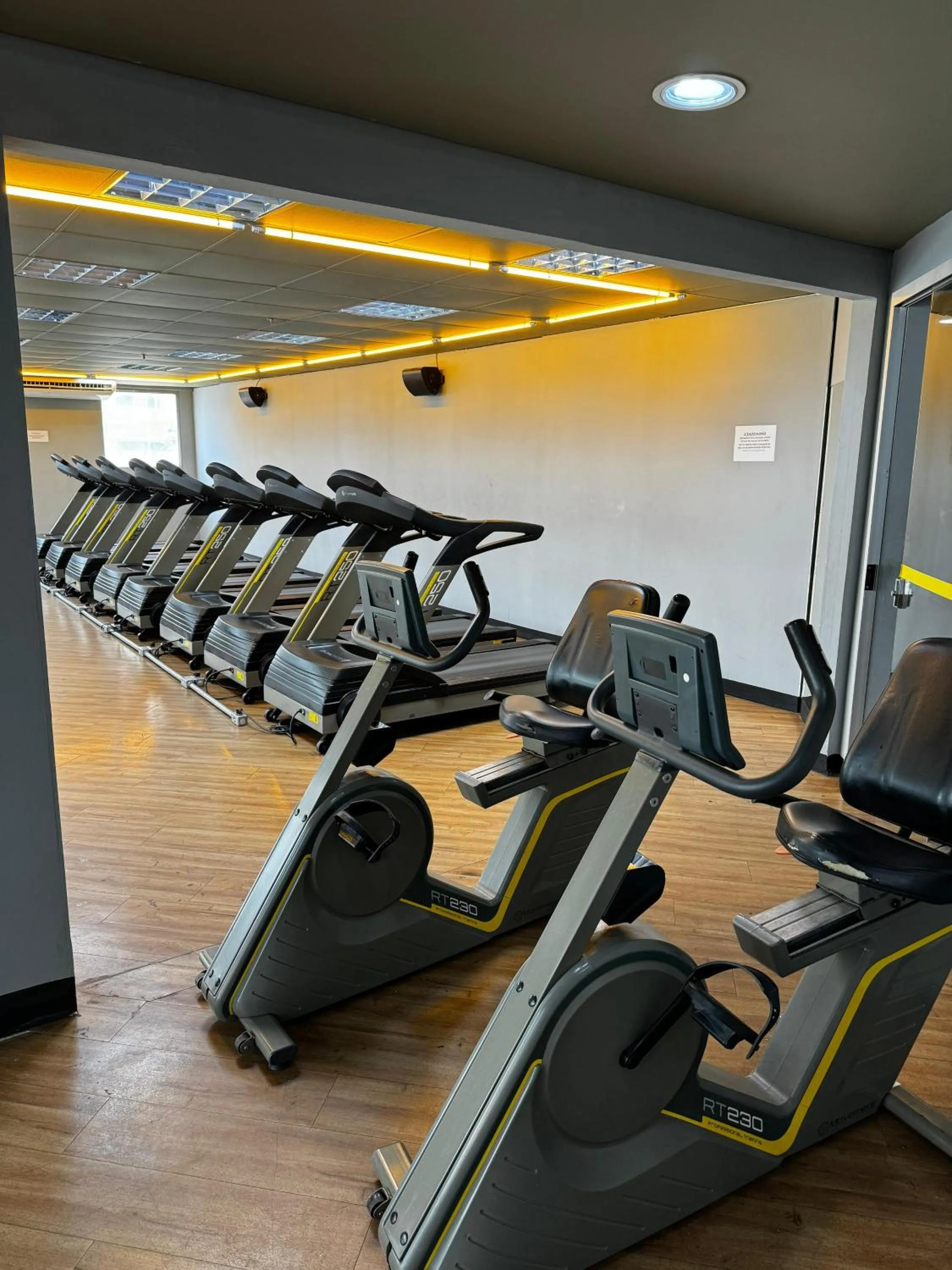 Fitness centre/facilities in eSuites Belo Horizonte Minascasa