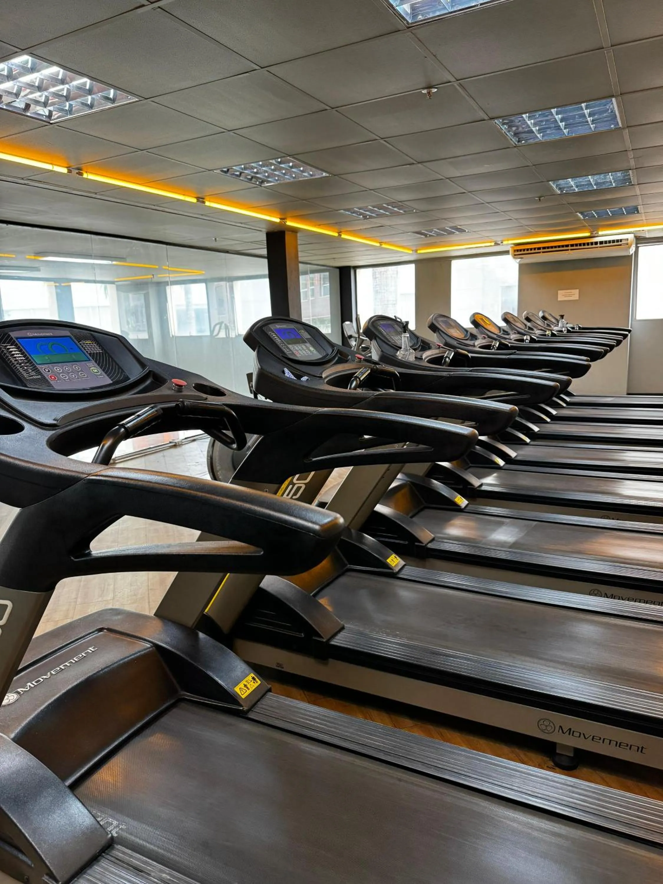 Fitness centre/facilities in eSuites Belo Horizonte Minascasa