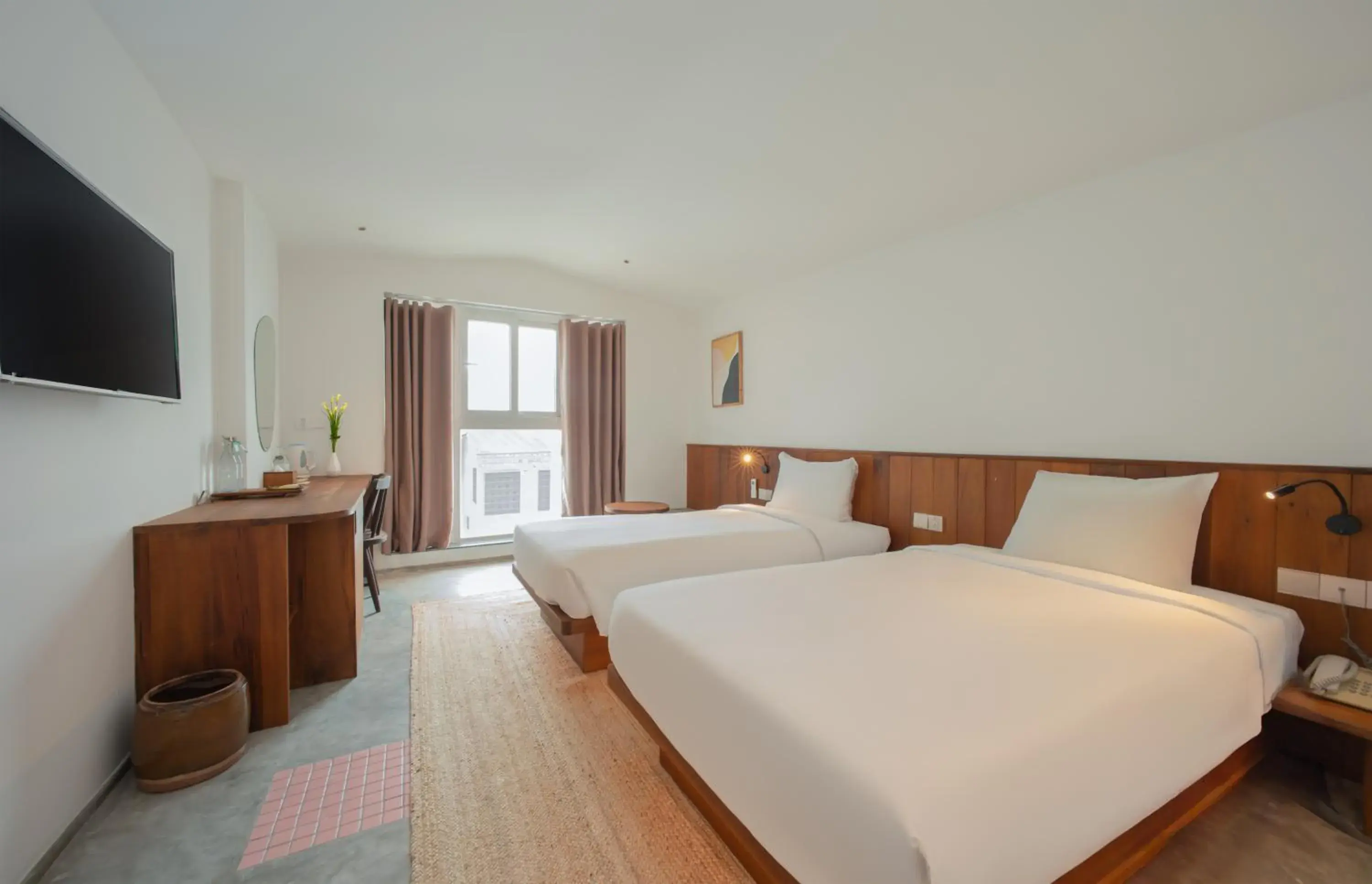 Rustic City View Twin Room in Green World Hotel Nha Trang Rustic City View Twin Room in Green World Hotel Nha Trang
