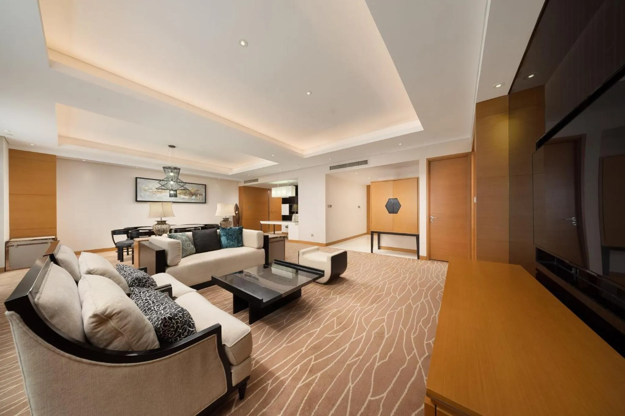 Photo of the whole room in Crowne Plaza Yangzhou by IHG