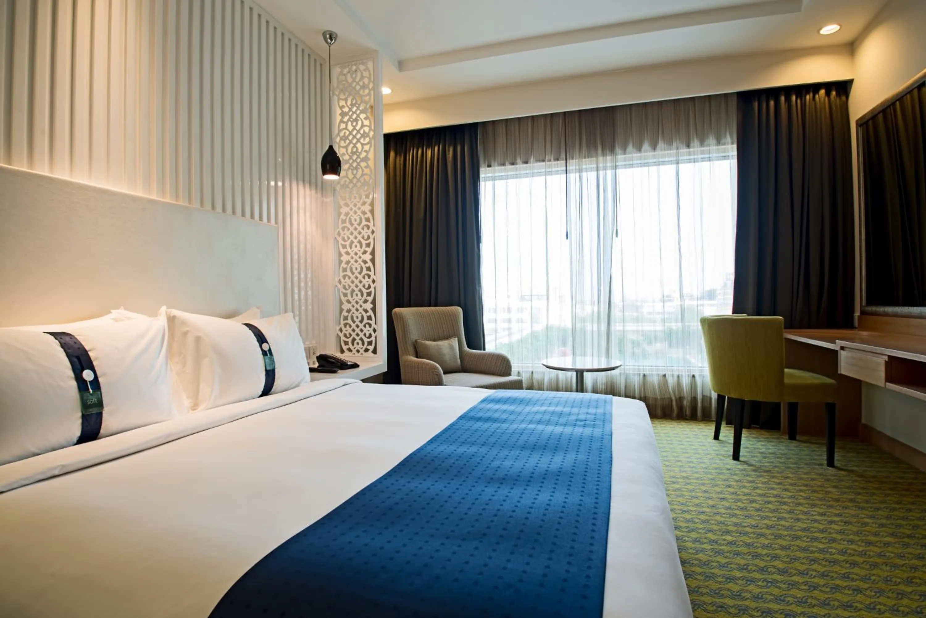 Bedroom, Bed in Holiday Inn Amritsar Ranjit Avenue by IHG