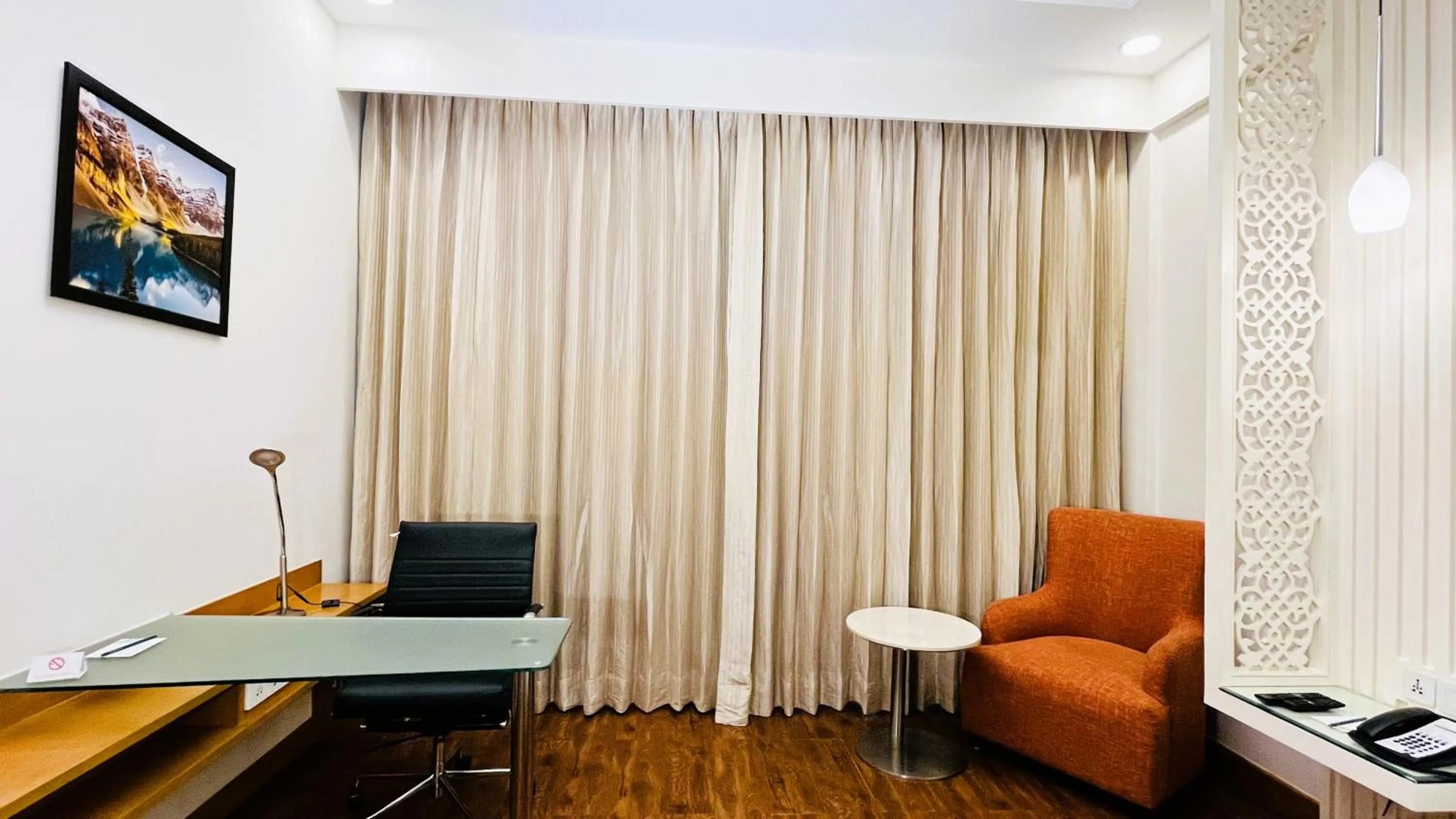 Bedroom in Holiday Inn Amritsar Ranjit Avenue by IHG