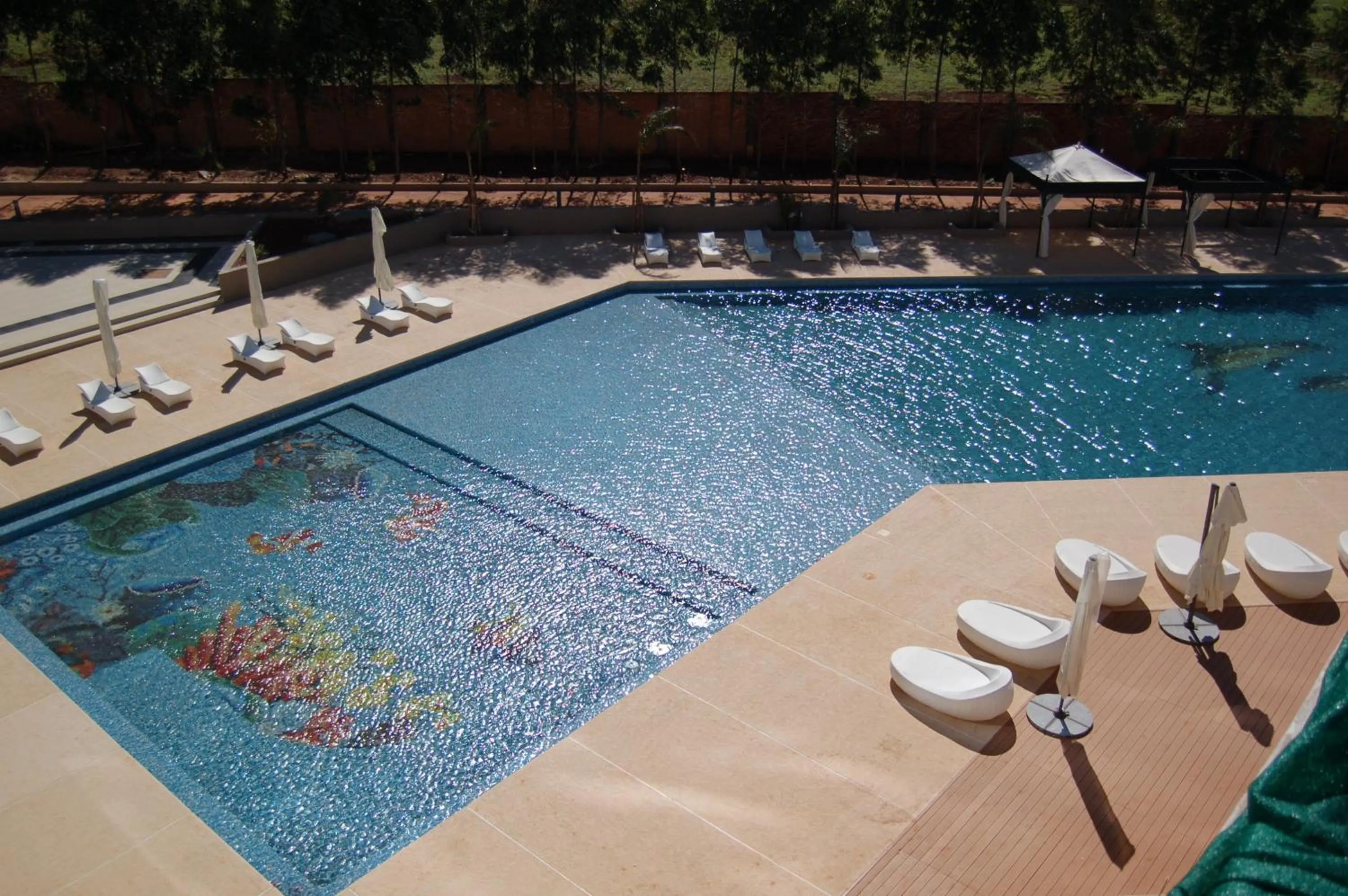 Swimming pool in Nobile Hotel Convention Ciudad Del Este