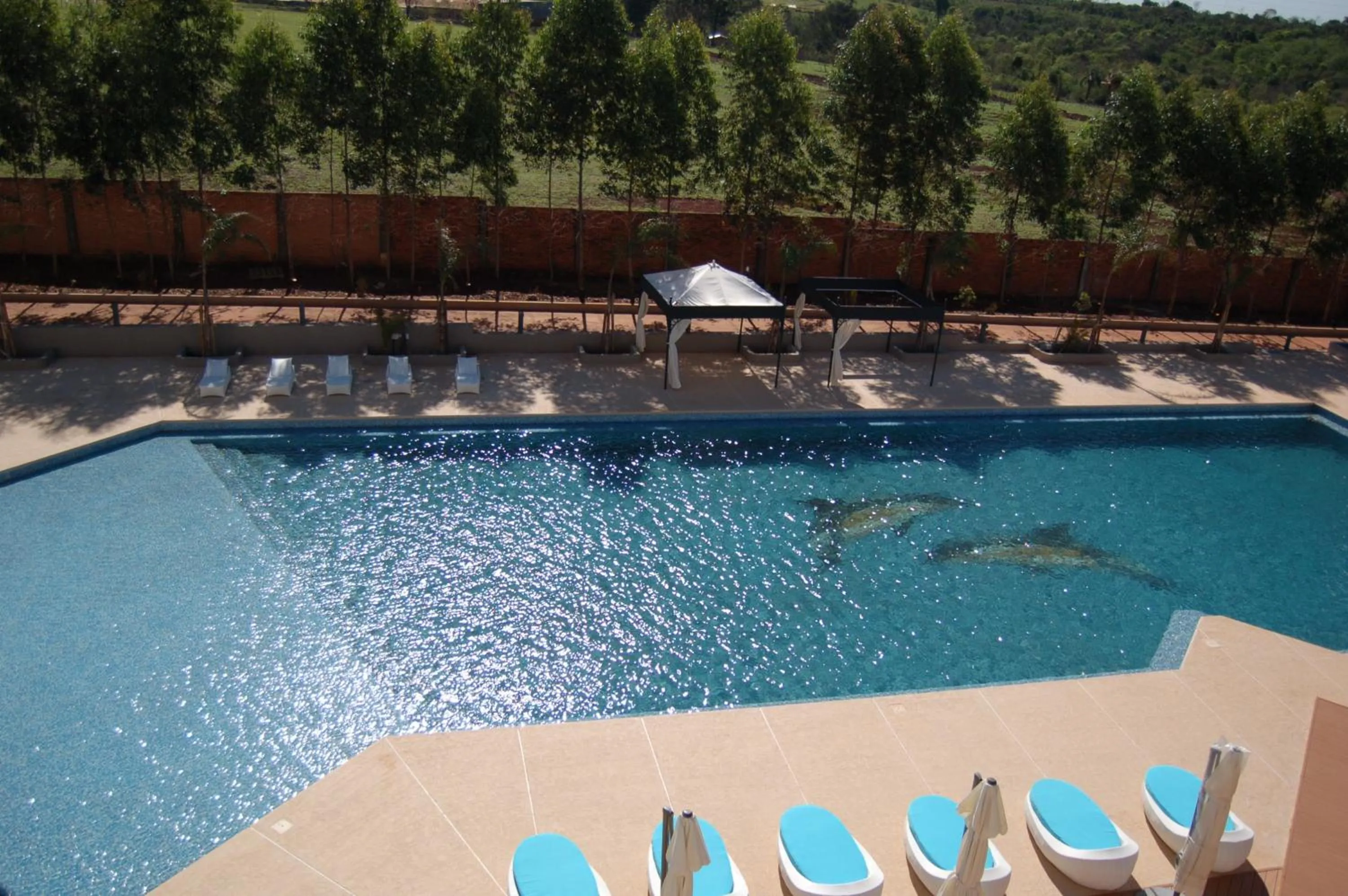 Swimming pool in Nobile Hotel Convention Ciudad Del Este