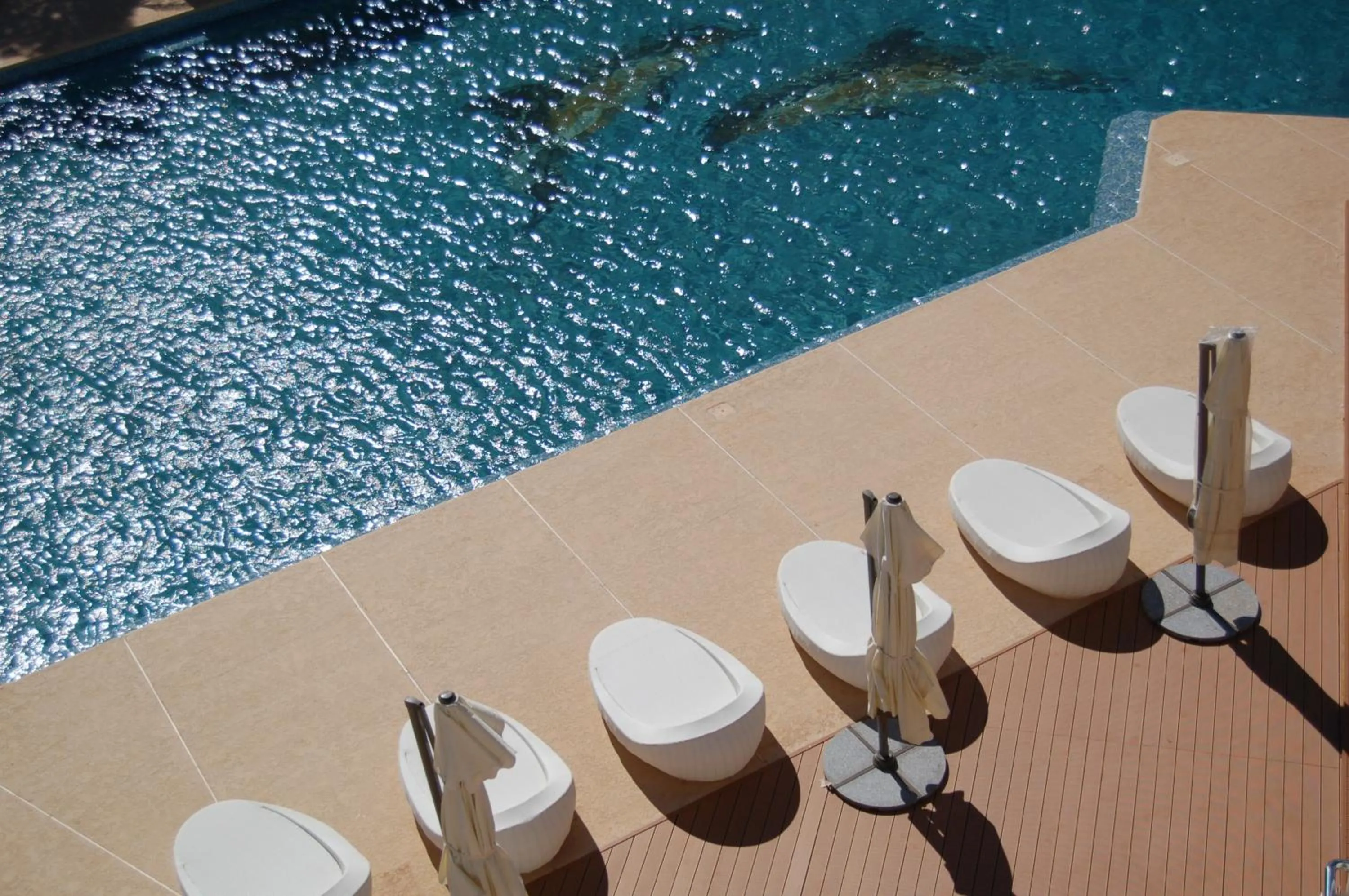 Swimming pool in Nobile Hotel Convention Ciudad Del Este