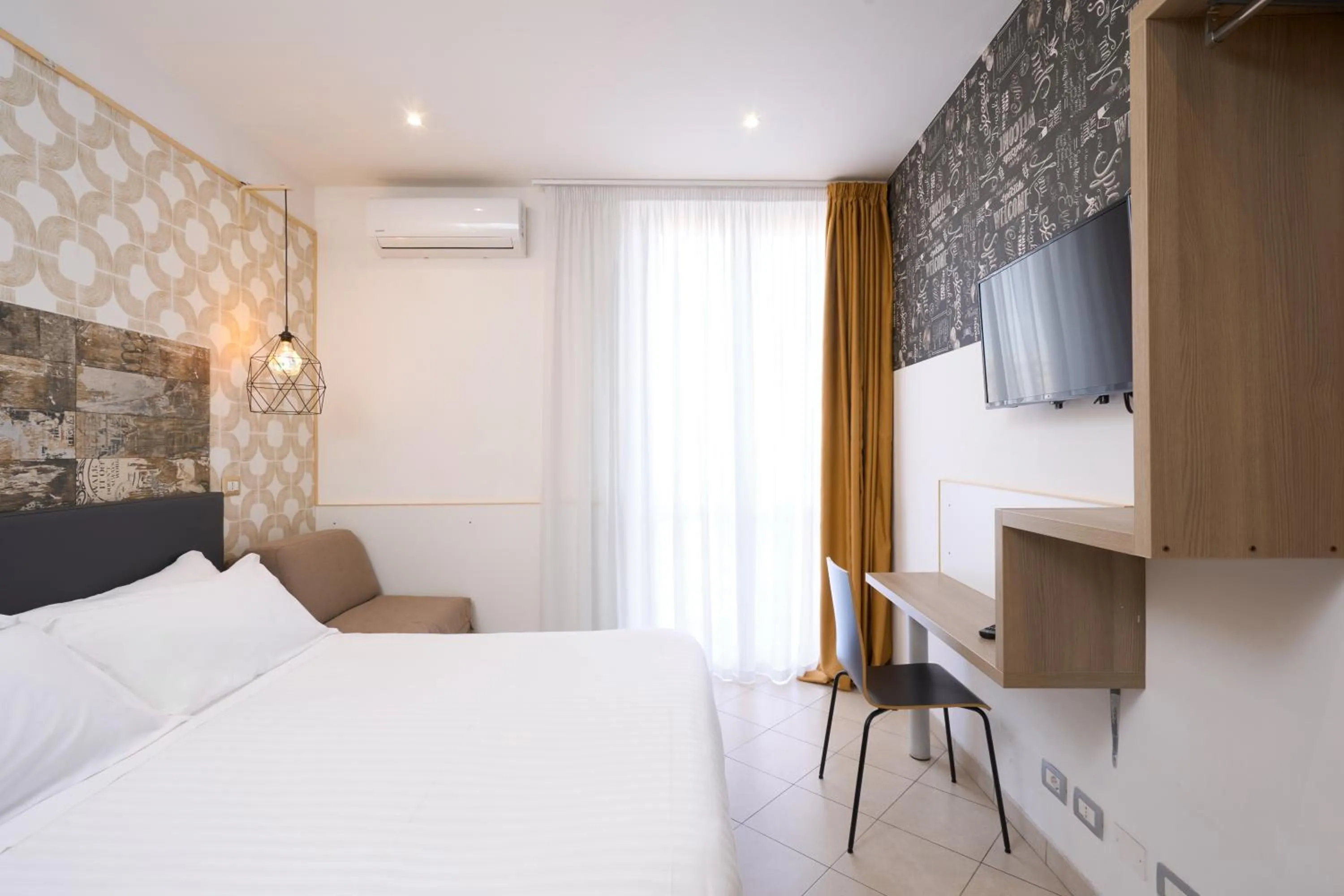 Bed in Hotel Centrale