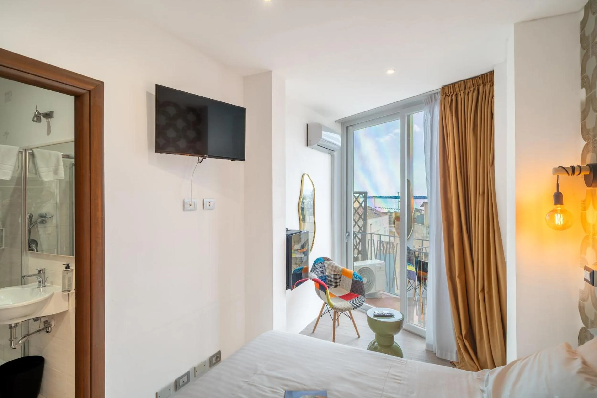 Bed in Hotel Centrale