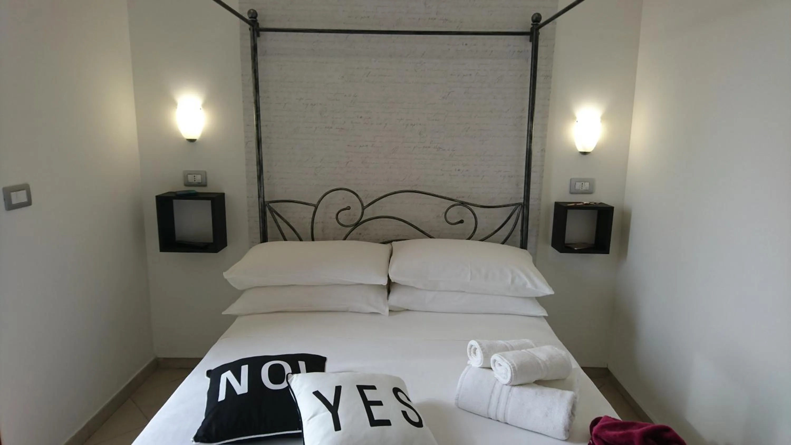 Bed in Hotel Centrale