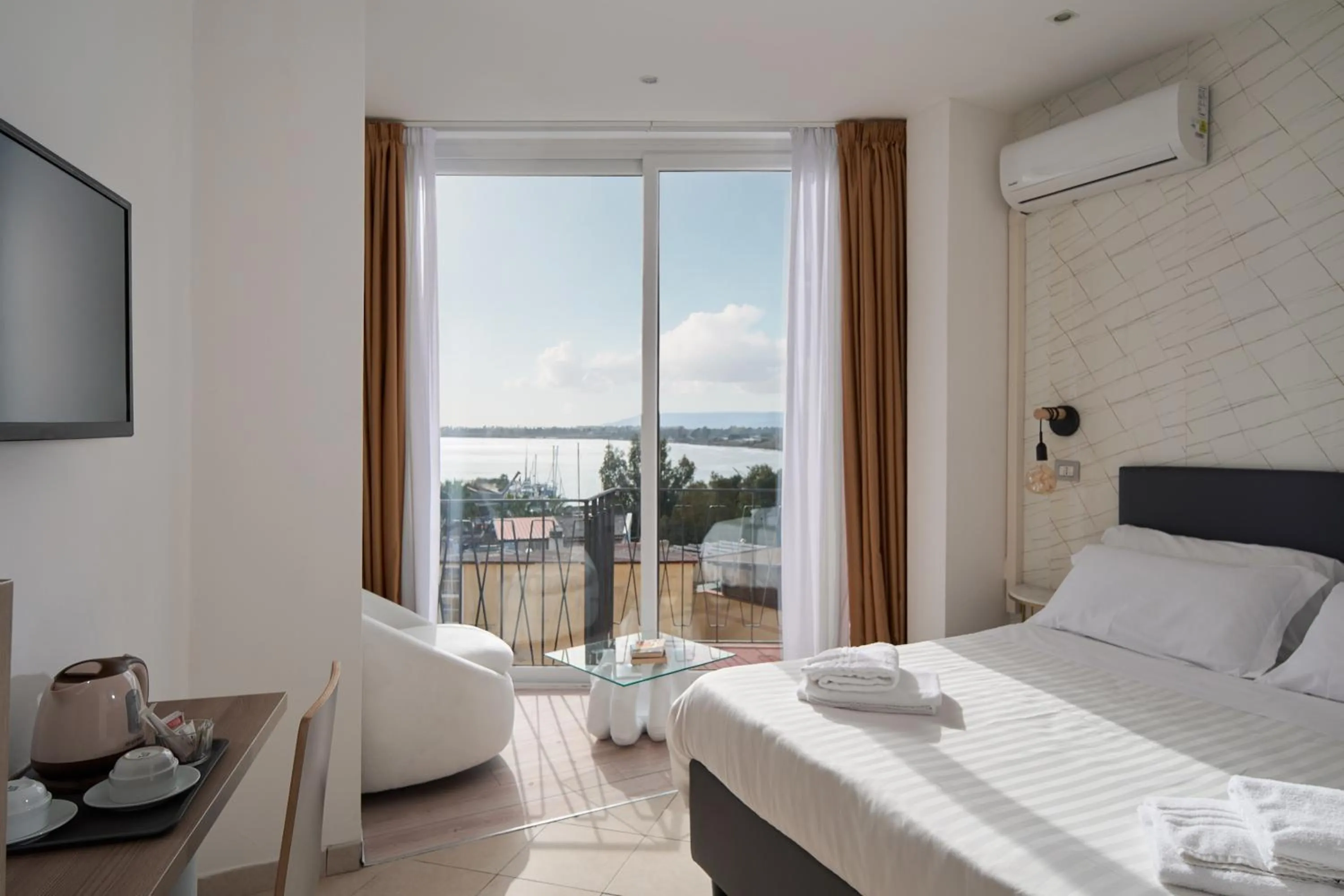 Bedroom in Hotel Centrale