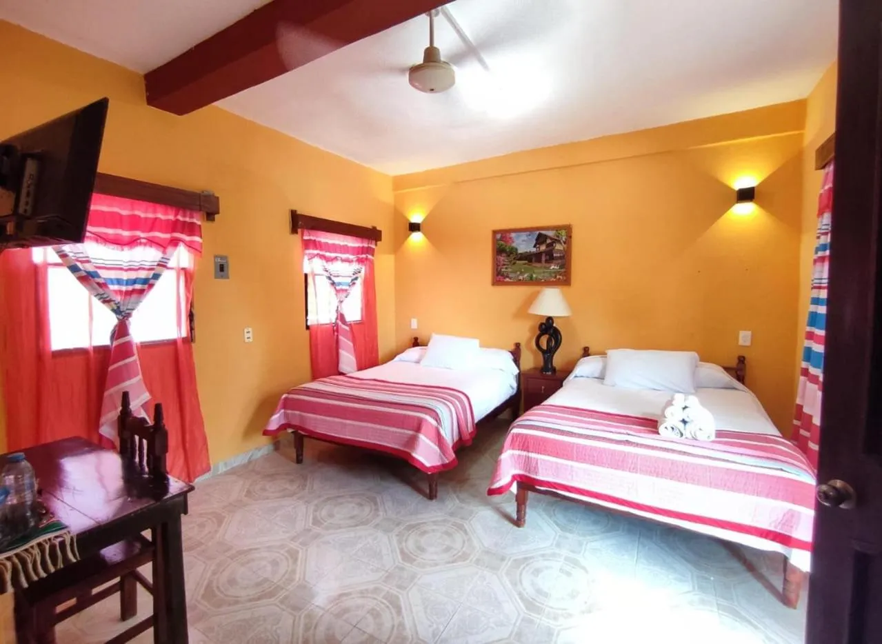 Photo of the whole room, Bed in Hotel Sacbe Coba