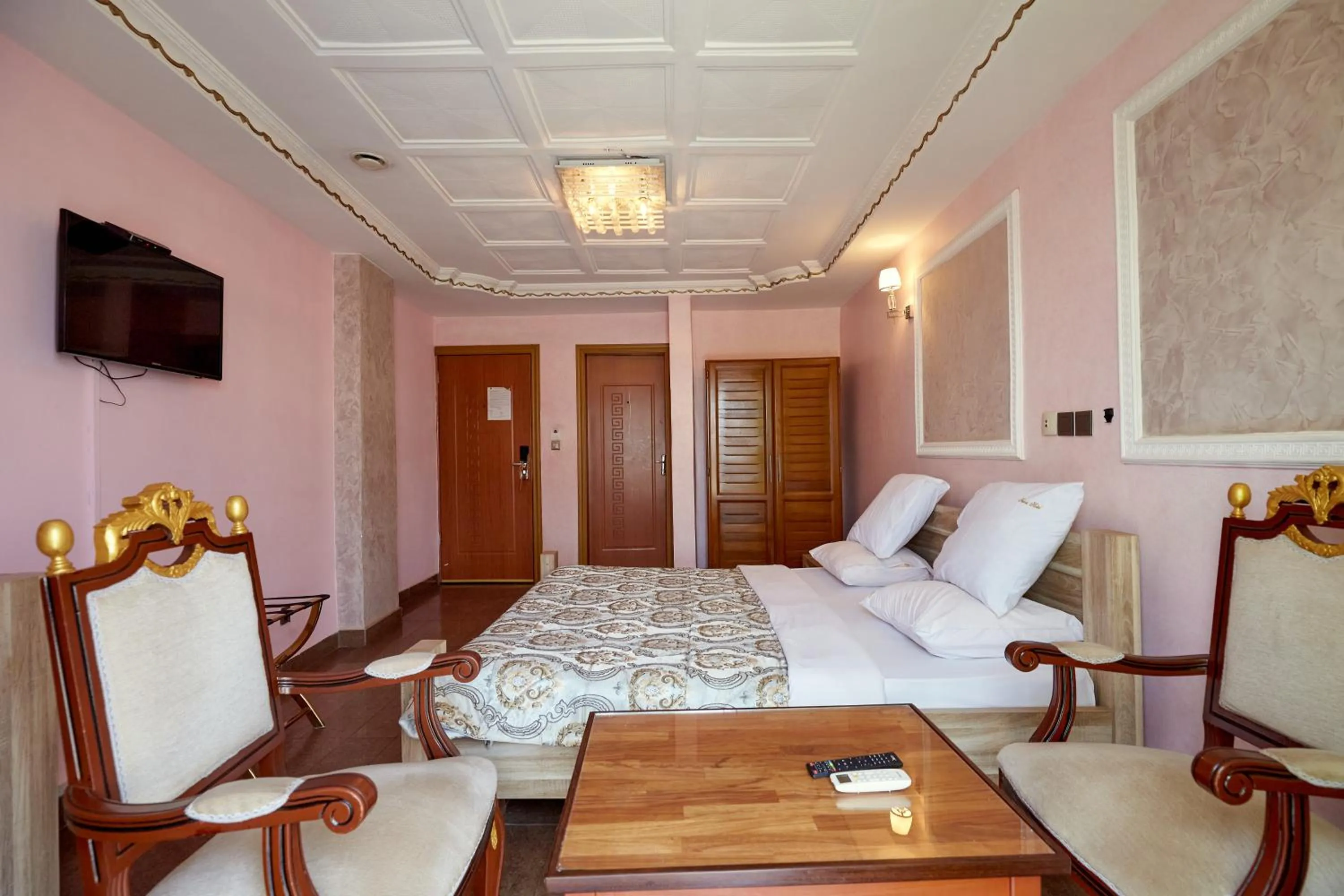 Photo of the whole room in FELICIA HOTEL YAOUNDE
