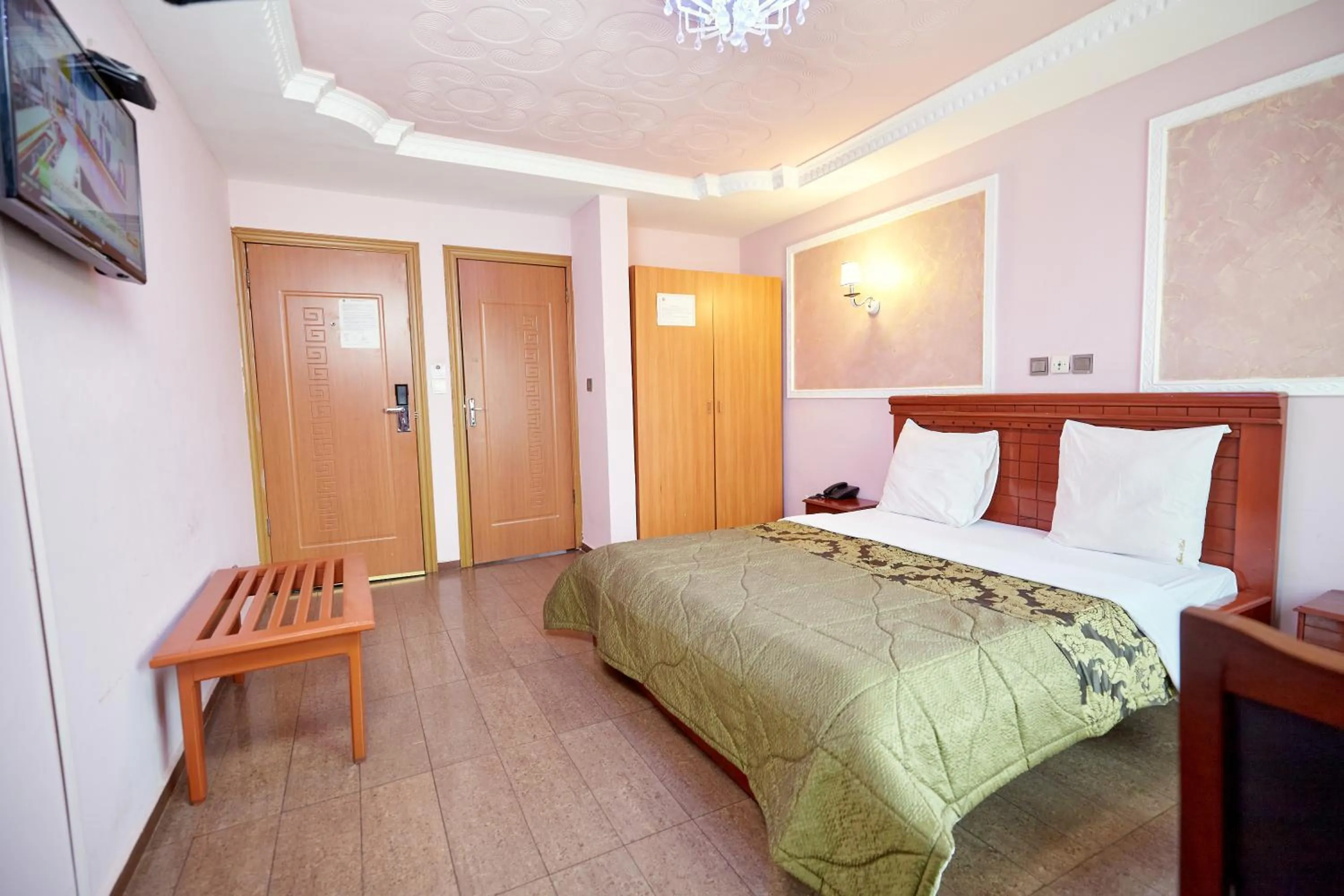 Photo of the whole room in FELICIA HOTEL YAOUNDE