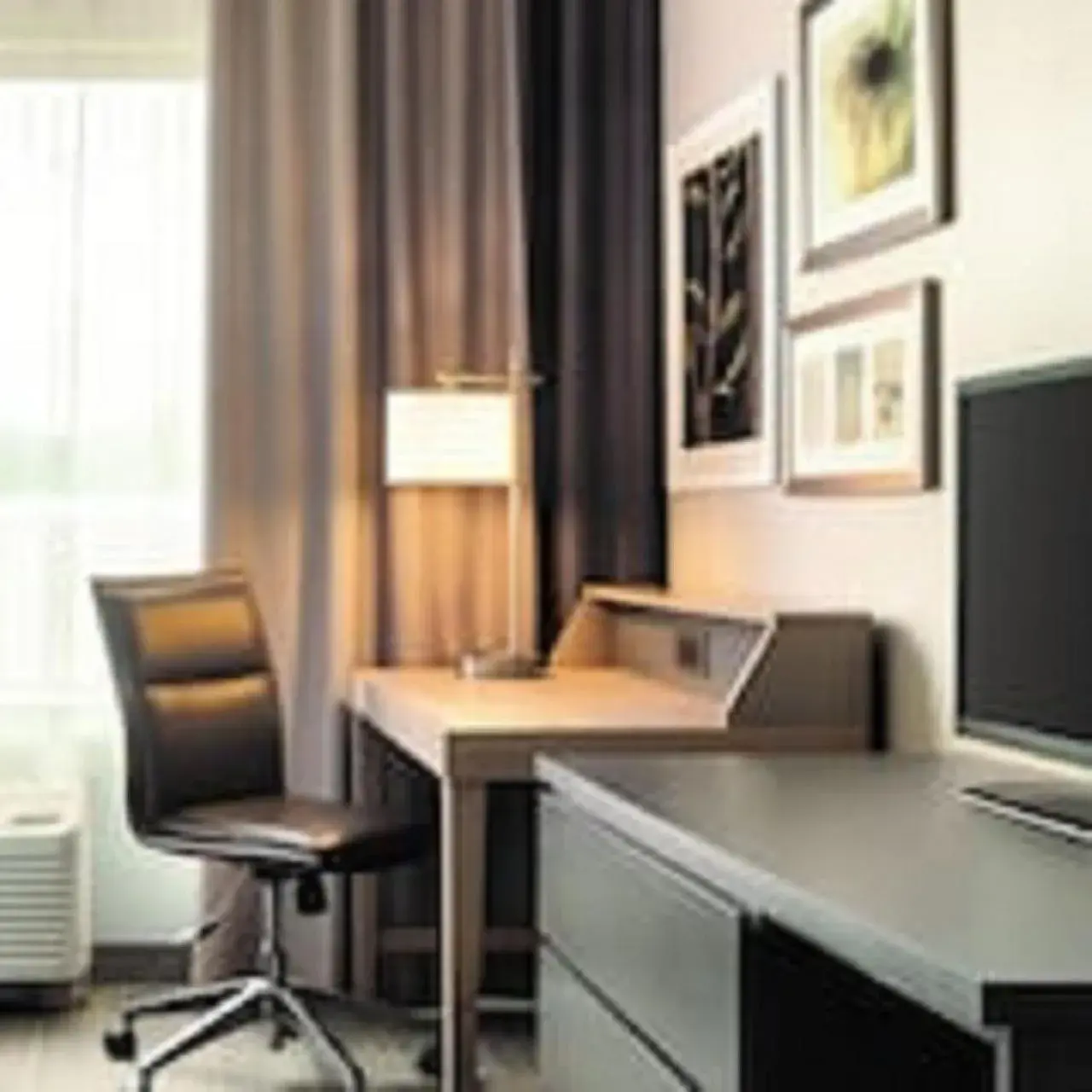 Queen Room with Two Queen Beds in Country Inn & Suites by Radisson, Springfield Southeast Queen Room with Two Queen Beds in Country Inn & Suites by Radisson, Springfield Southeast