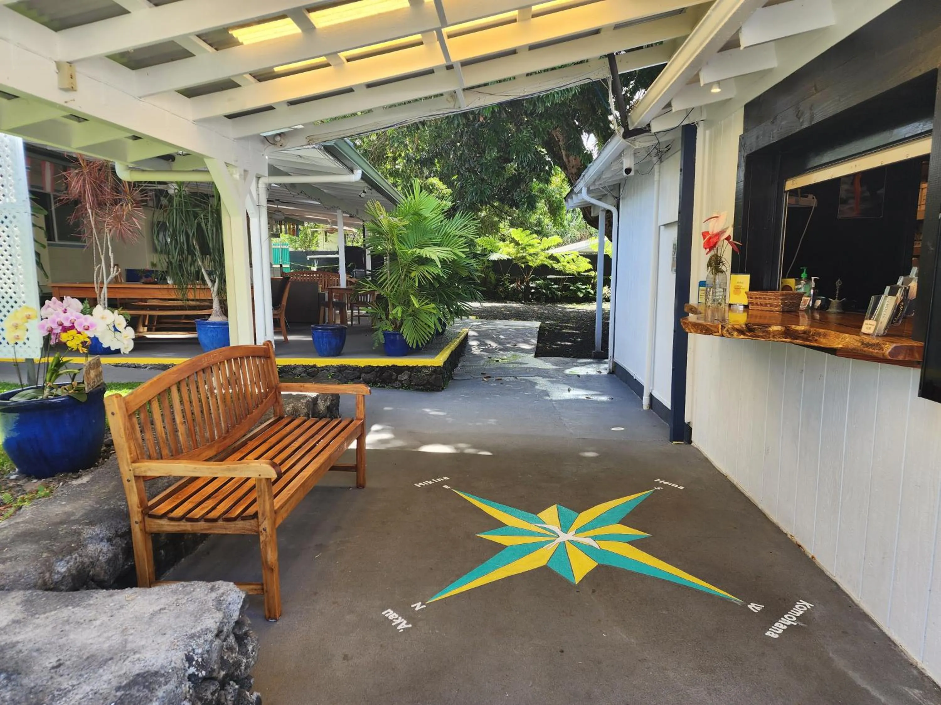 Property building in Arnott's Lodge & Hiking Adventures