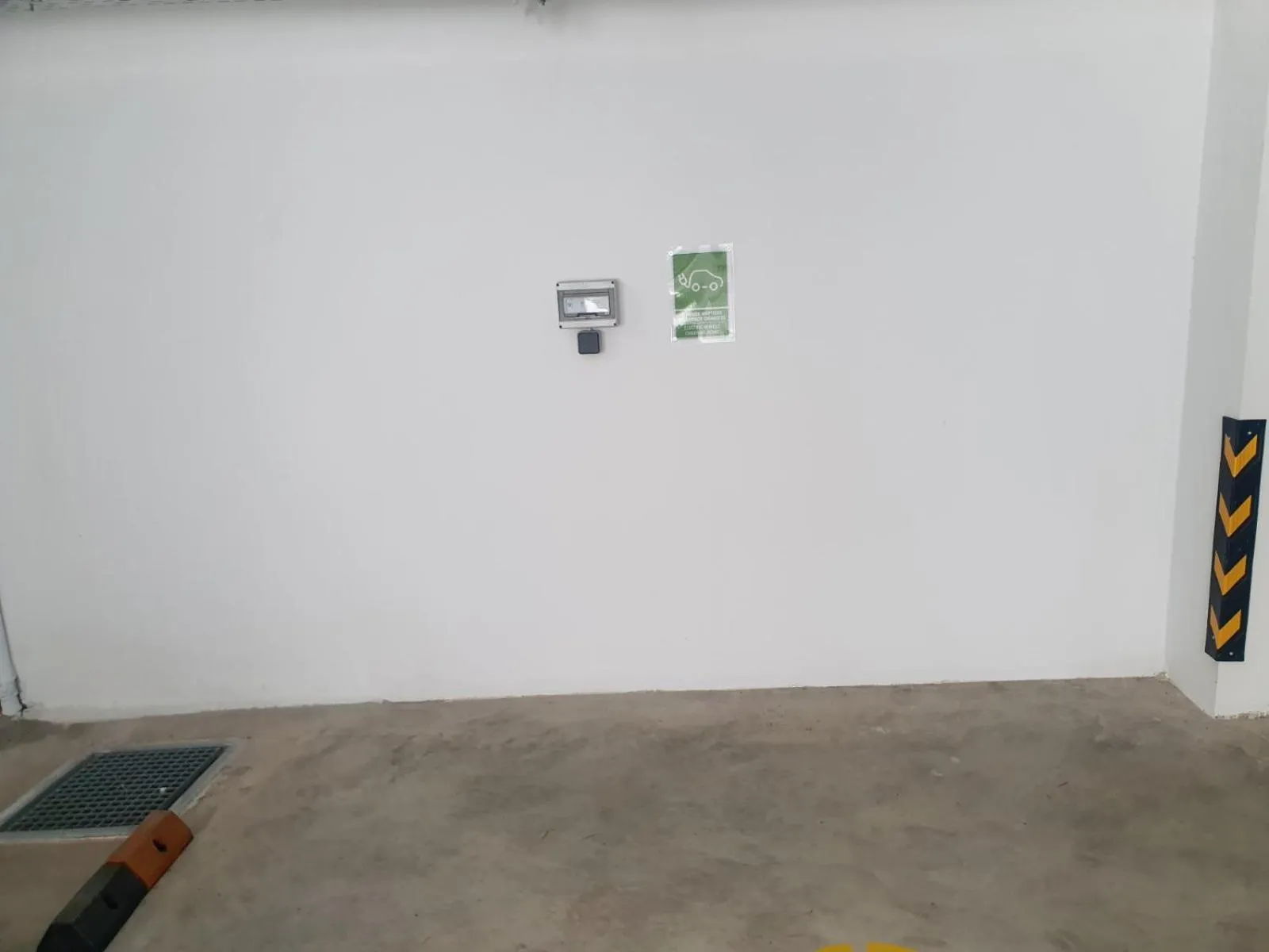 Parking in Anassa Suites