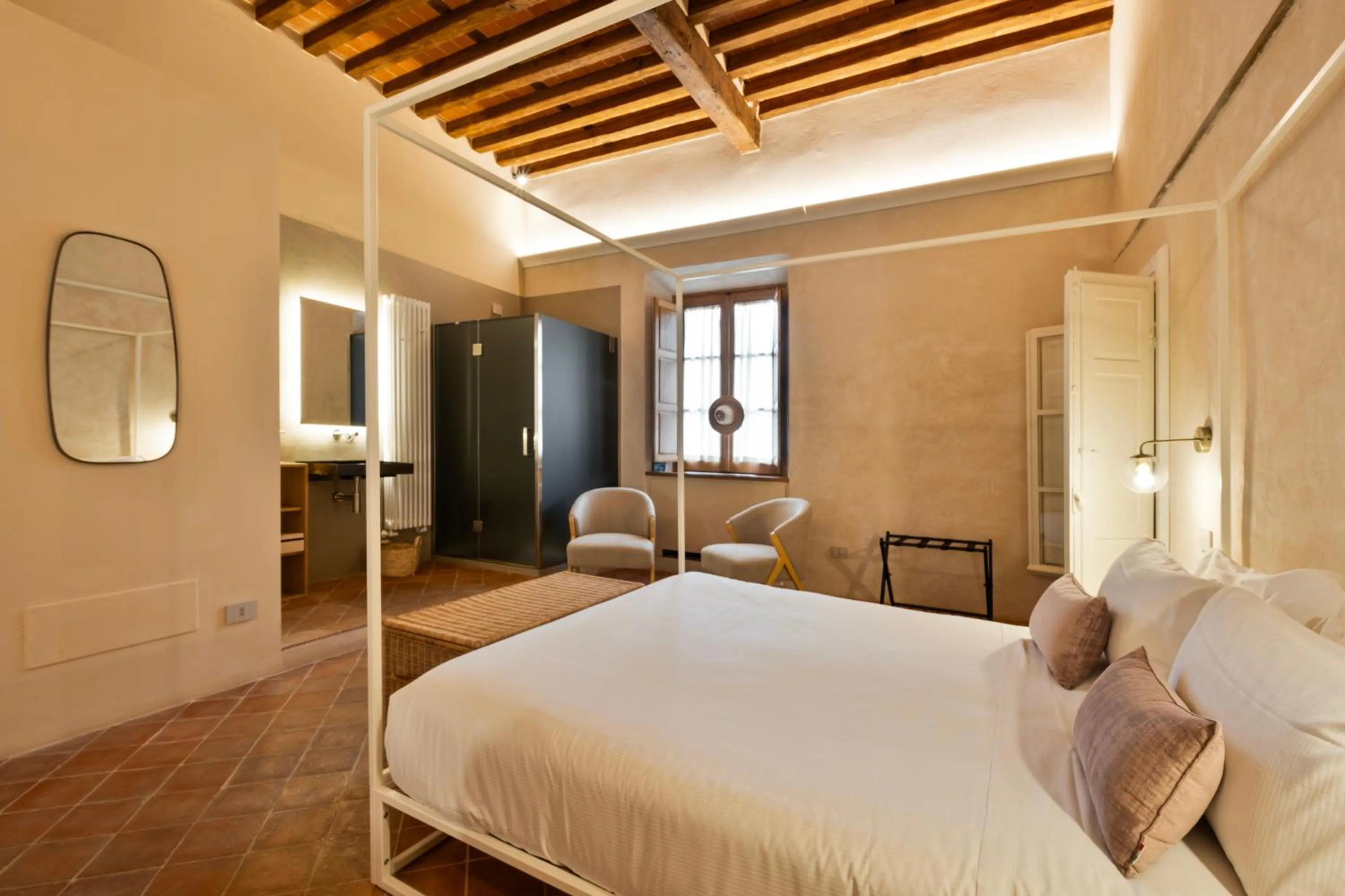 Bedroom, Bed in Badia Giulia Prestigious Historical B&B, Camaiore - Adults Only - No Pets