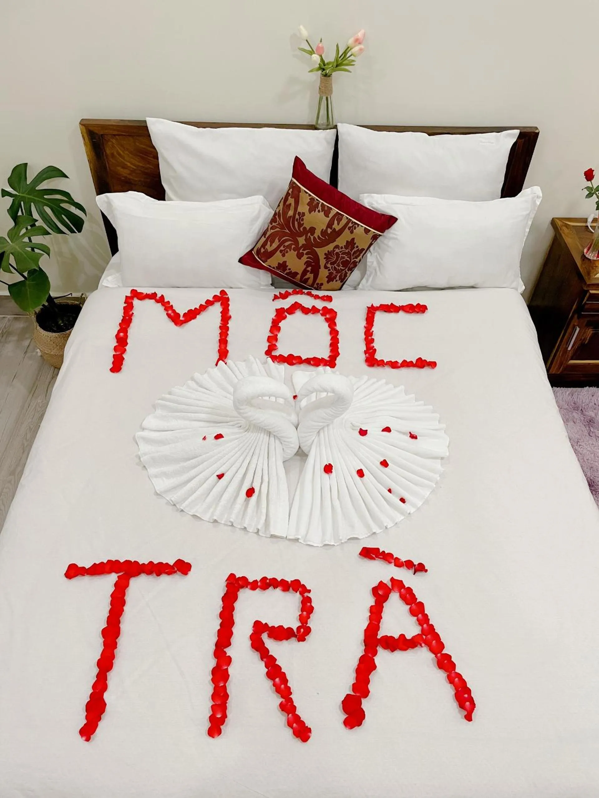 Bed in Nhat Hoang Homestay Da Lat