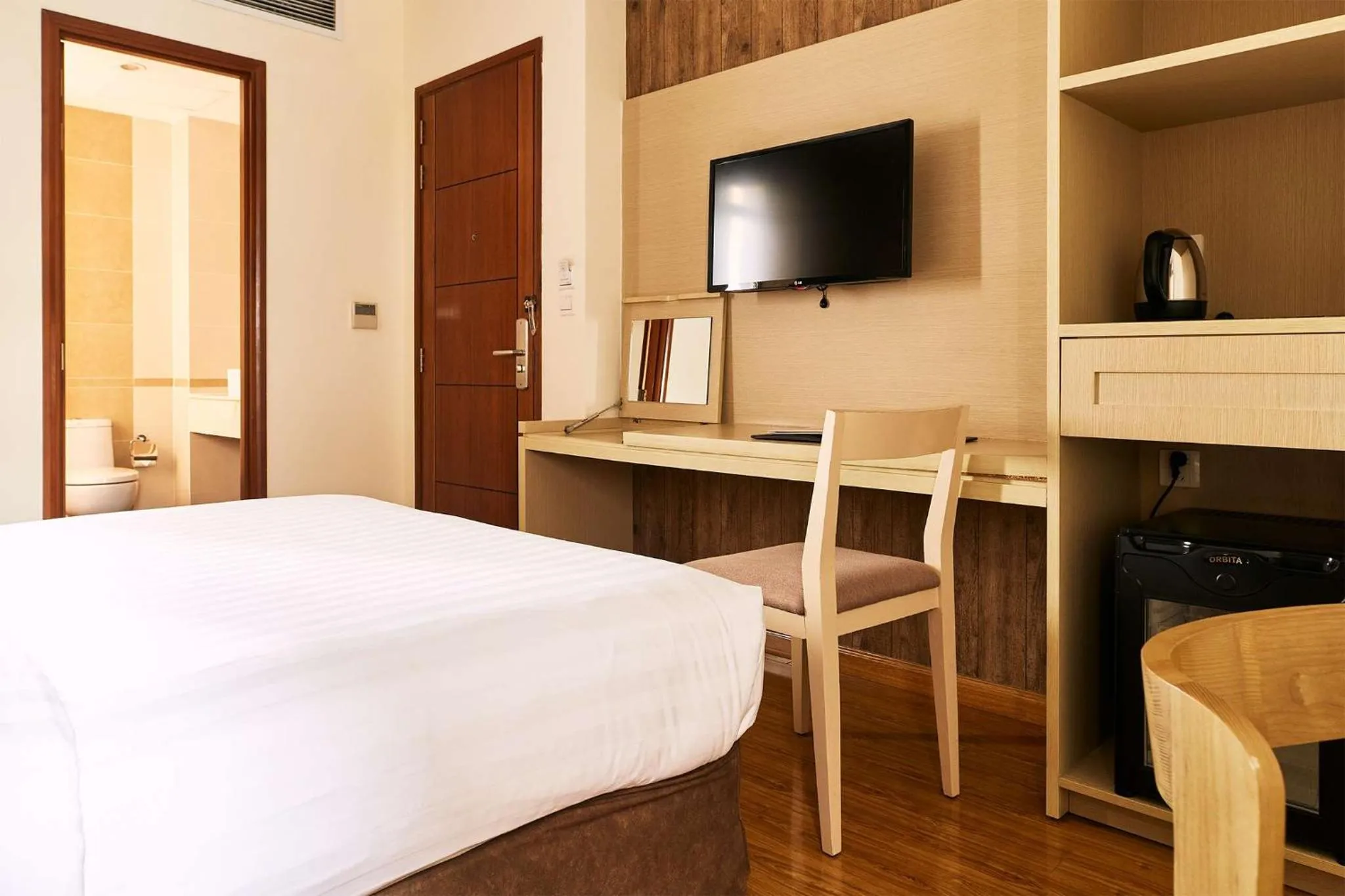 Bed in GK Central Hotel