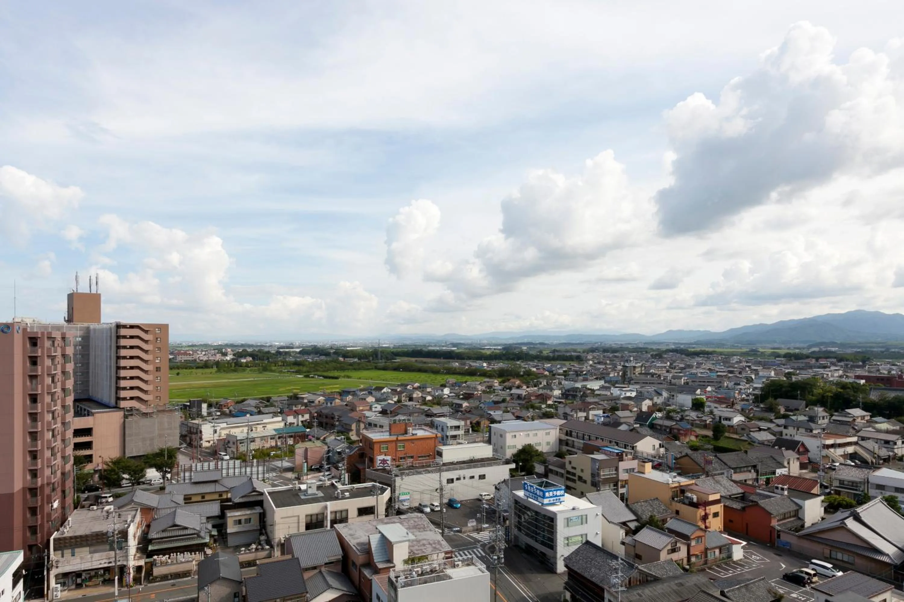 View (from property/room) in Station Hotel AU