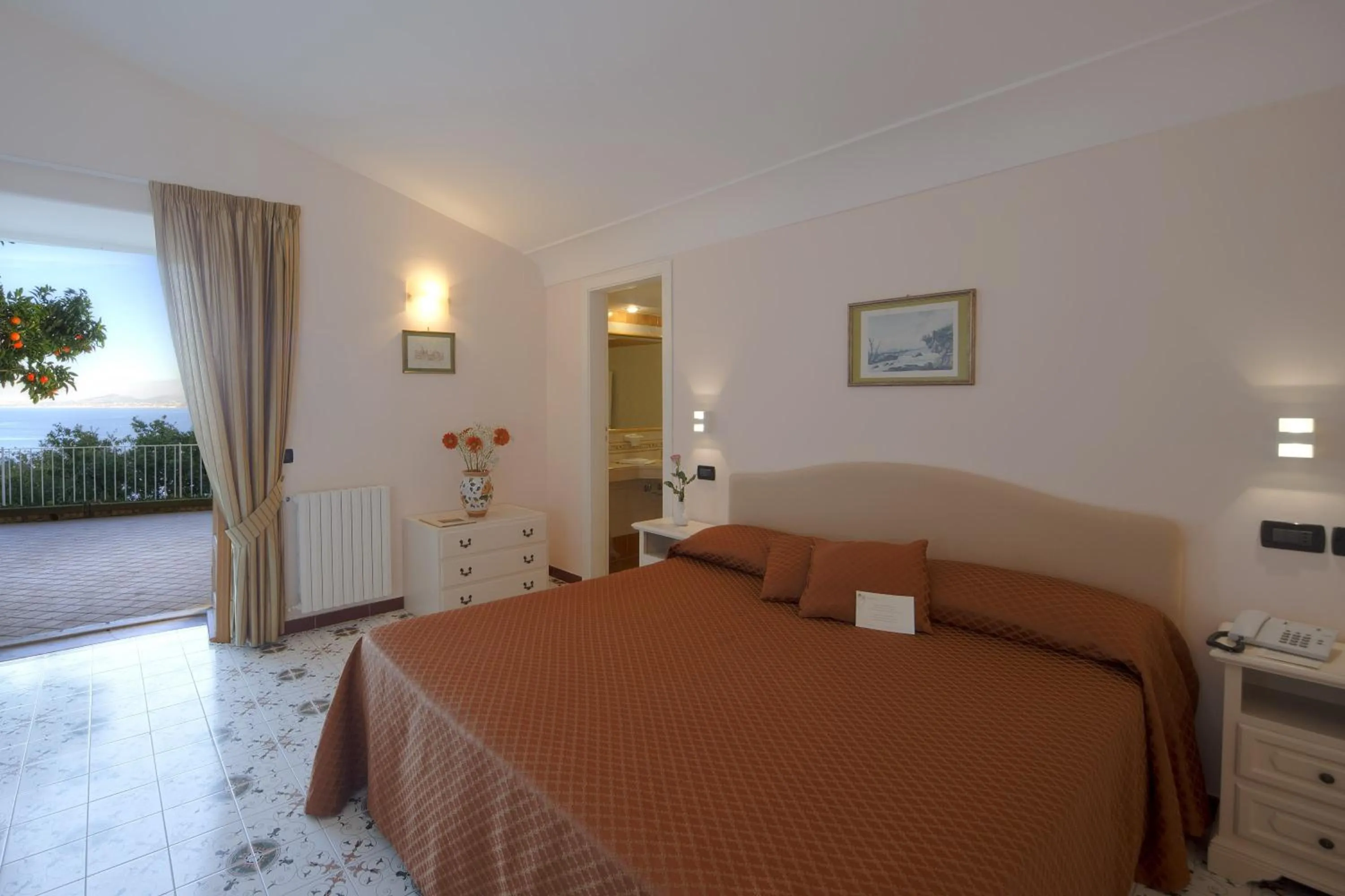 Photo of the whole room, Bed in Le Querce Resort Sea Thermae & Spa